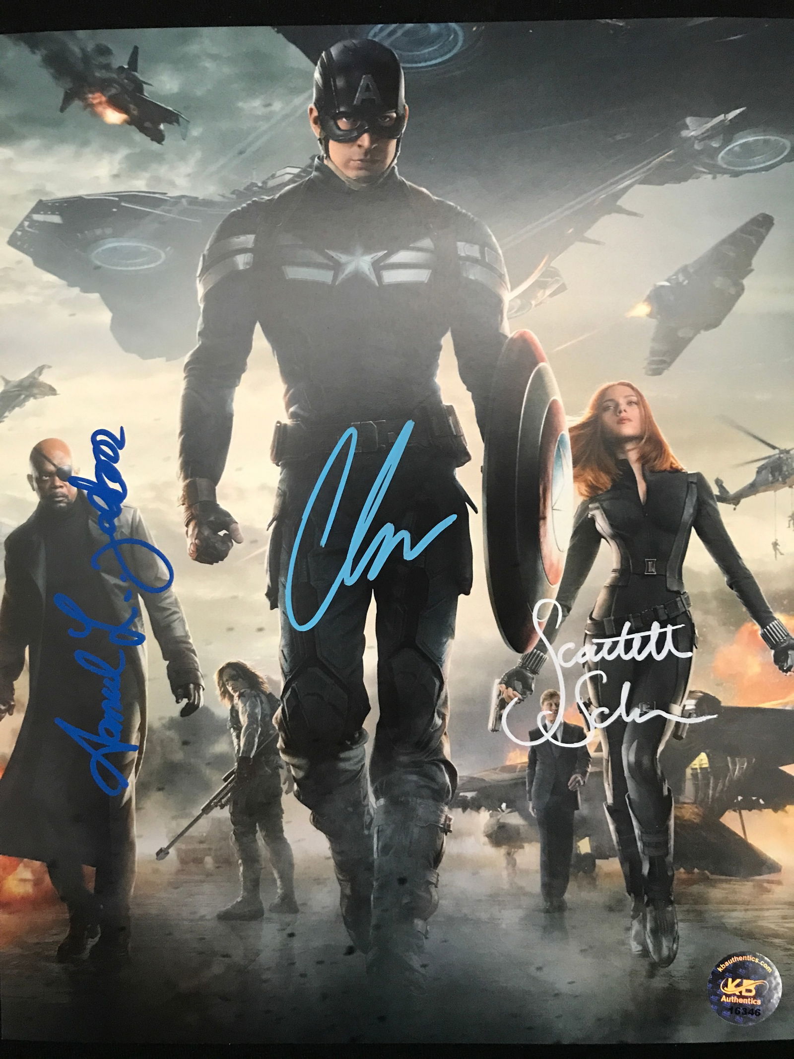 TRIPLE SIGNED CAPTAIN AMERICA 8X10 CHRIS EVANS, SCARLET JOHNANSSON AND SAMUEL L JACKSON - KB COA (1 of 1)