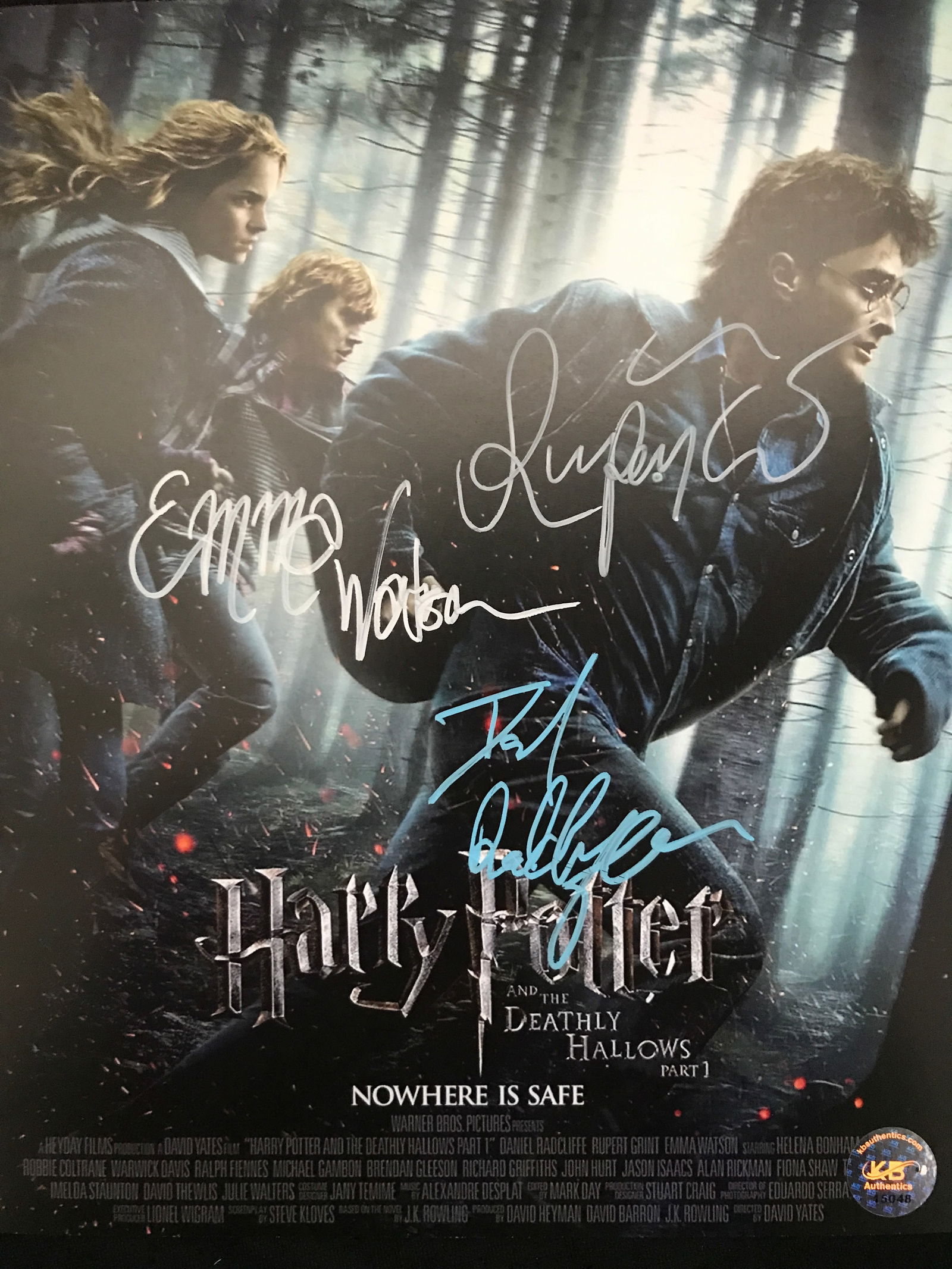 TRIPLE SIGNED HARRY POTTER 8X10 - EMMA WATSON, RUPERT GRINT AND DANIEL RADCLIFFE - KB COA (1 of 1)