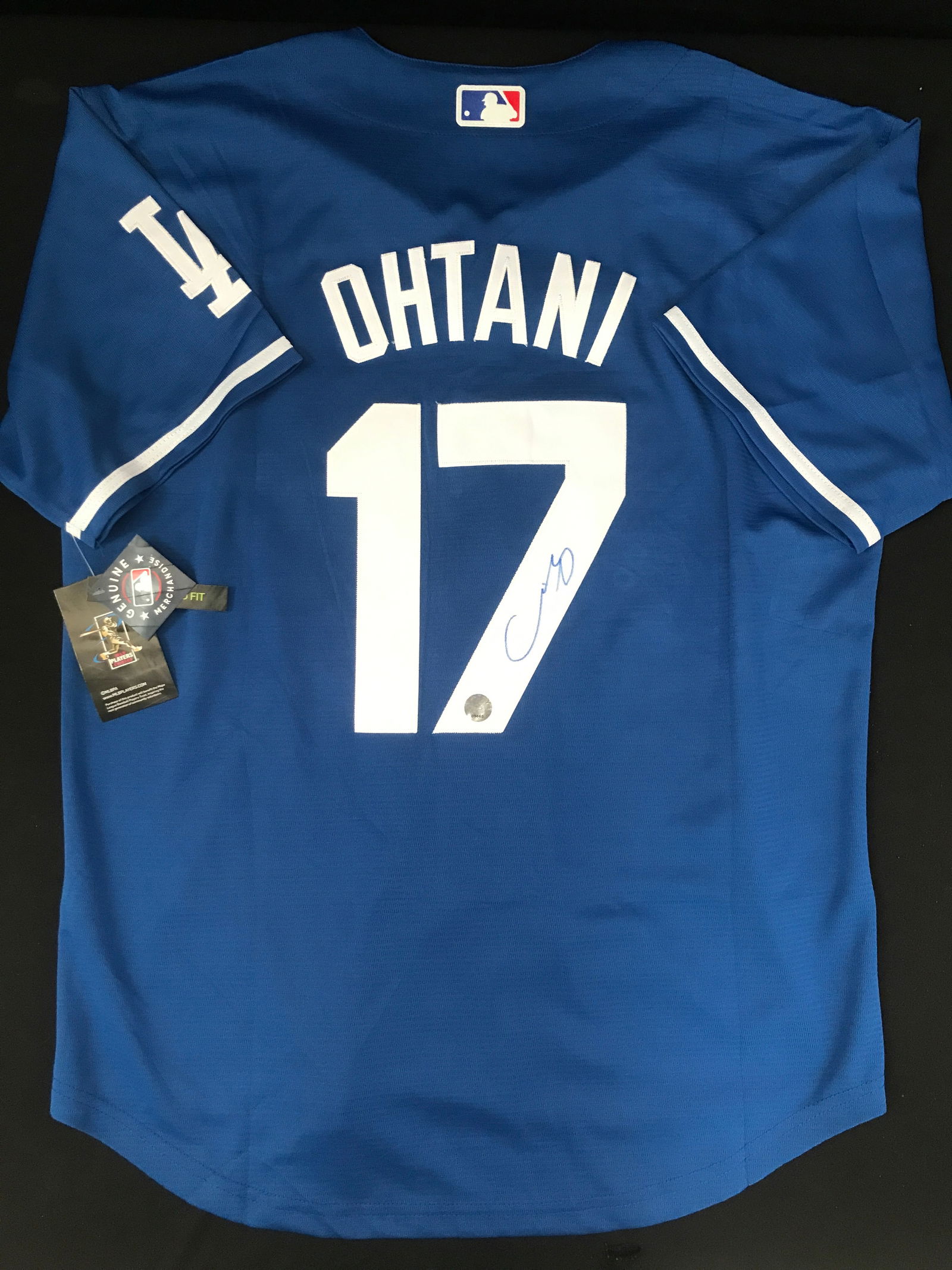 SHOHEI OHTANI SIGNED LOS ANGELES DODGERS JERSEY (KB AUTHENTICS COA) (1 of 3)