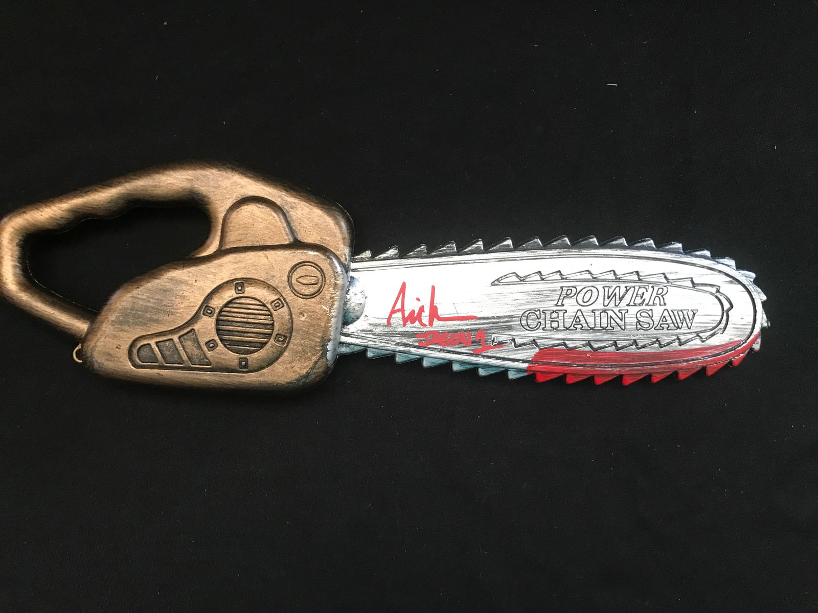 ARI LEHMAN SIGNED AND INSCRIBED CHAINSAW (KB COA) (1 of 2)