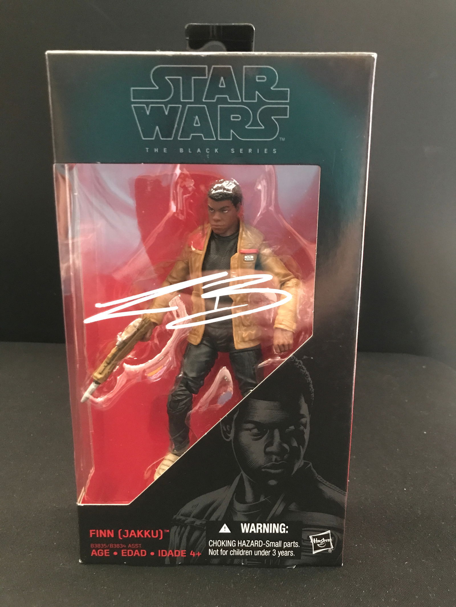JOHN BOYEGA SIGNED FINN ACTION FIGURE (KB COA) (1 of 1)