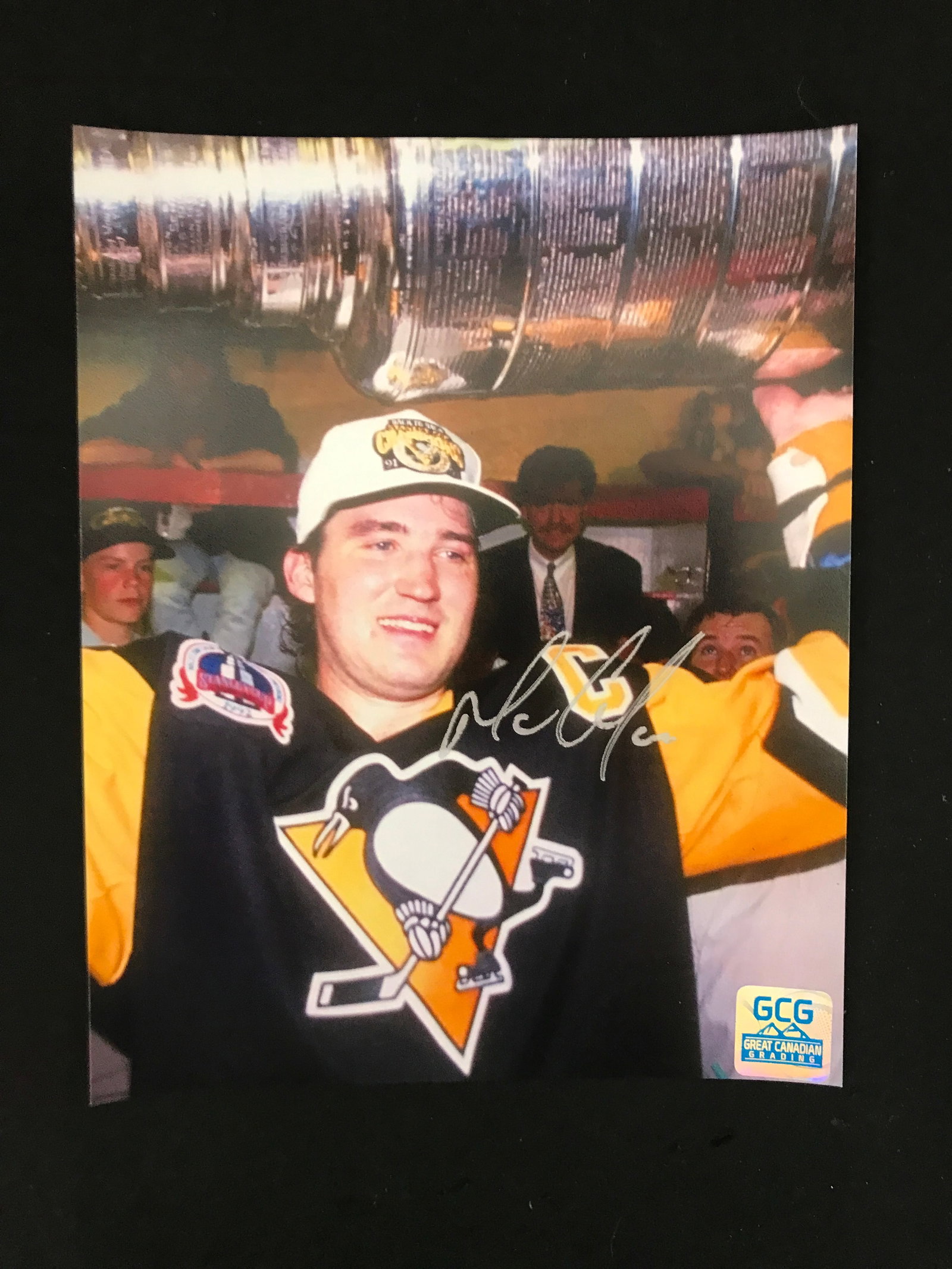 MARIO LEMIEUX SIGNED 8X10 PHOTO GCG COA: Prices are in Canadian dollars