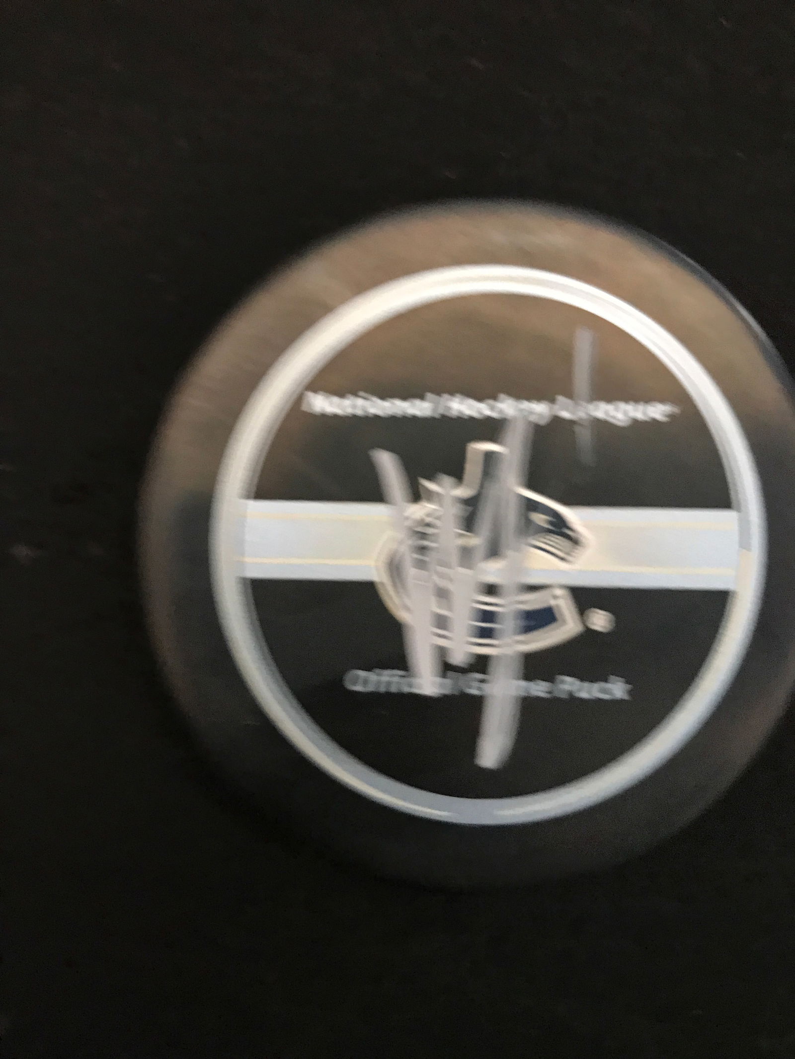 ROBERTO LUONGO SIGNED VANCOUVER CANUCKS OFFICIAL GAME PUCK (1 of 1)