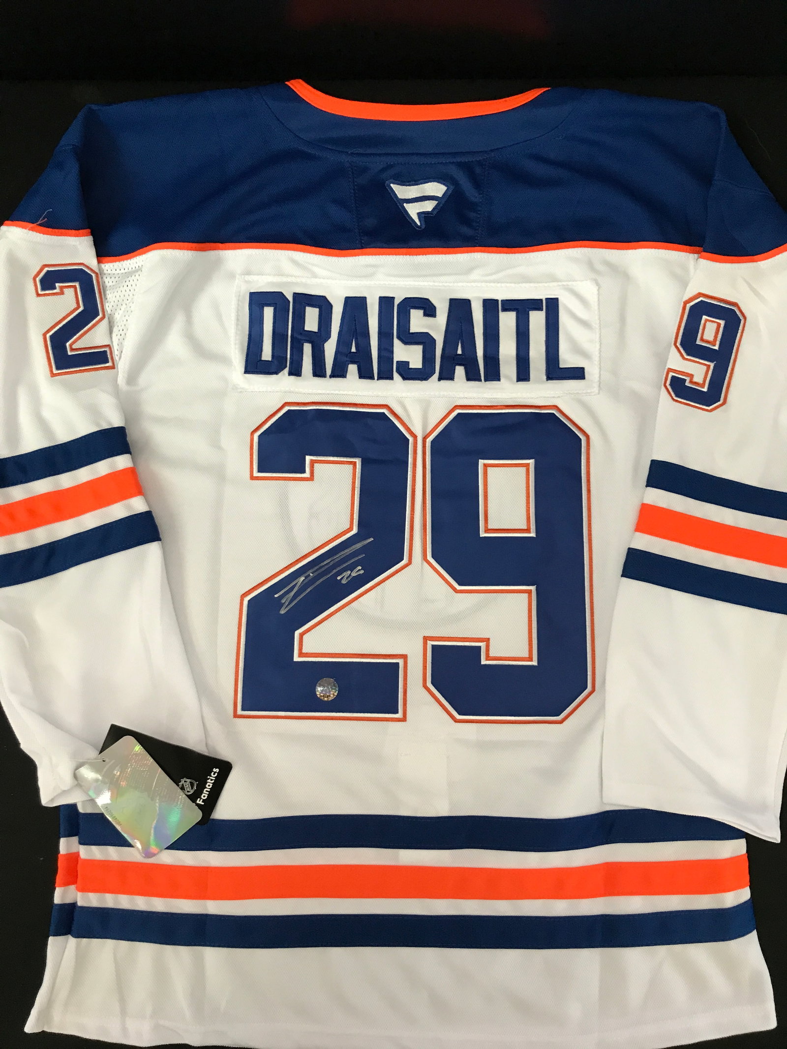 LEON DRAISAITL SIGNED EDMONTON OILERS JERSEY KB AUTHENTICS: Prices are in Canadian dollars