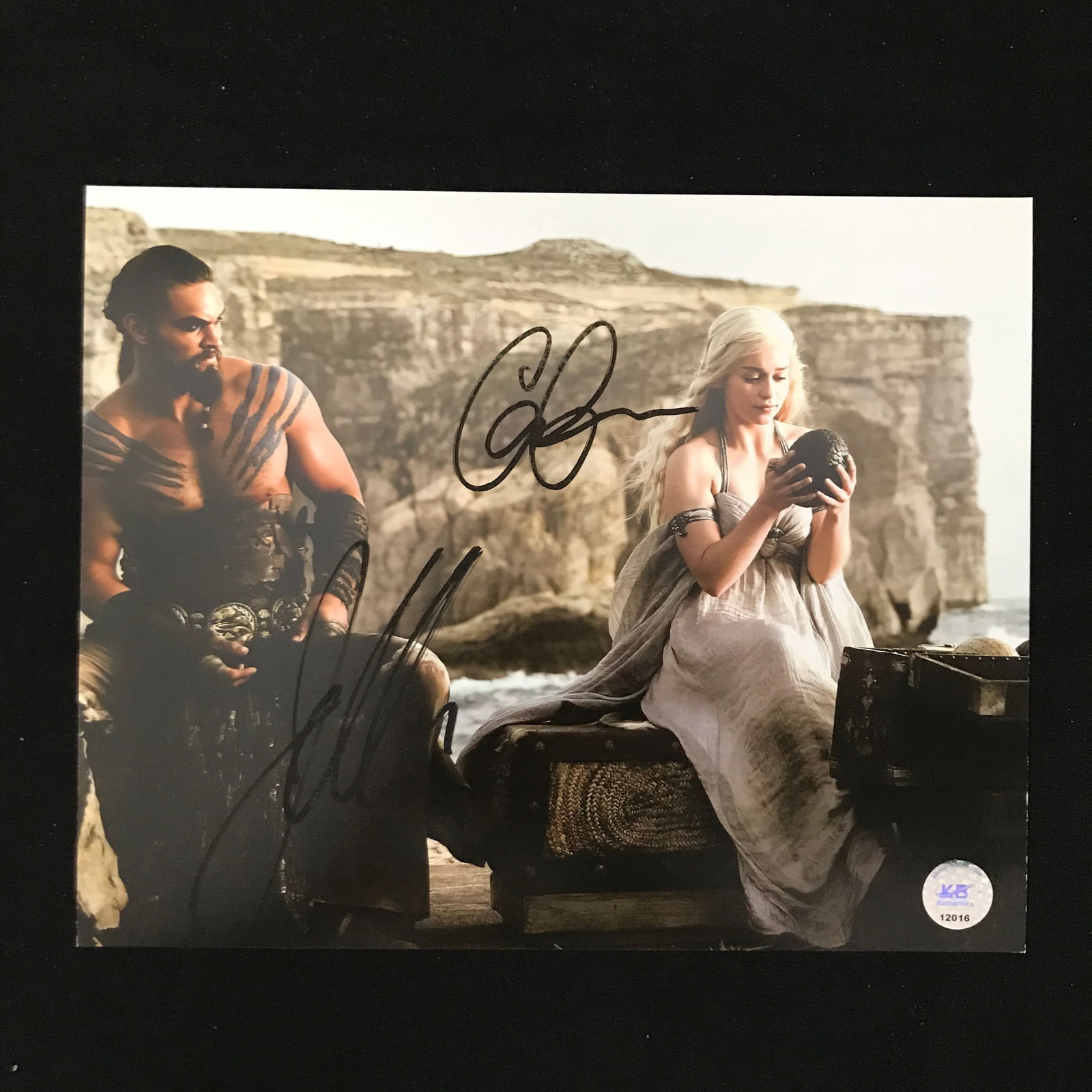 EMILIA CLARKE AND JASON MOMOA SIGNED GAME OF THRONES 8X10 - KB COA (1 of 1)