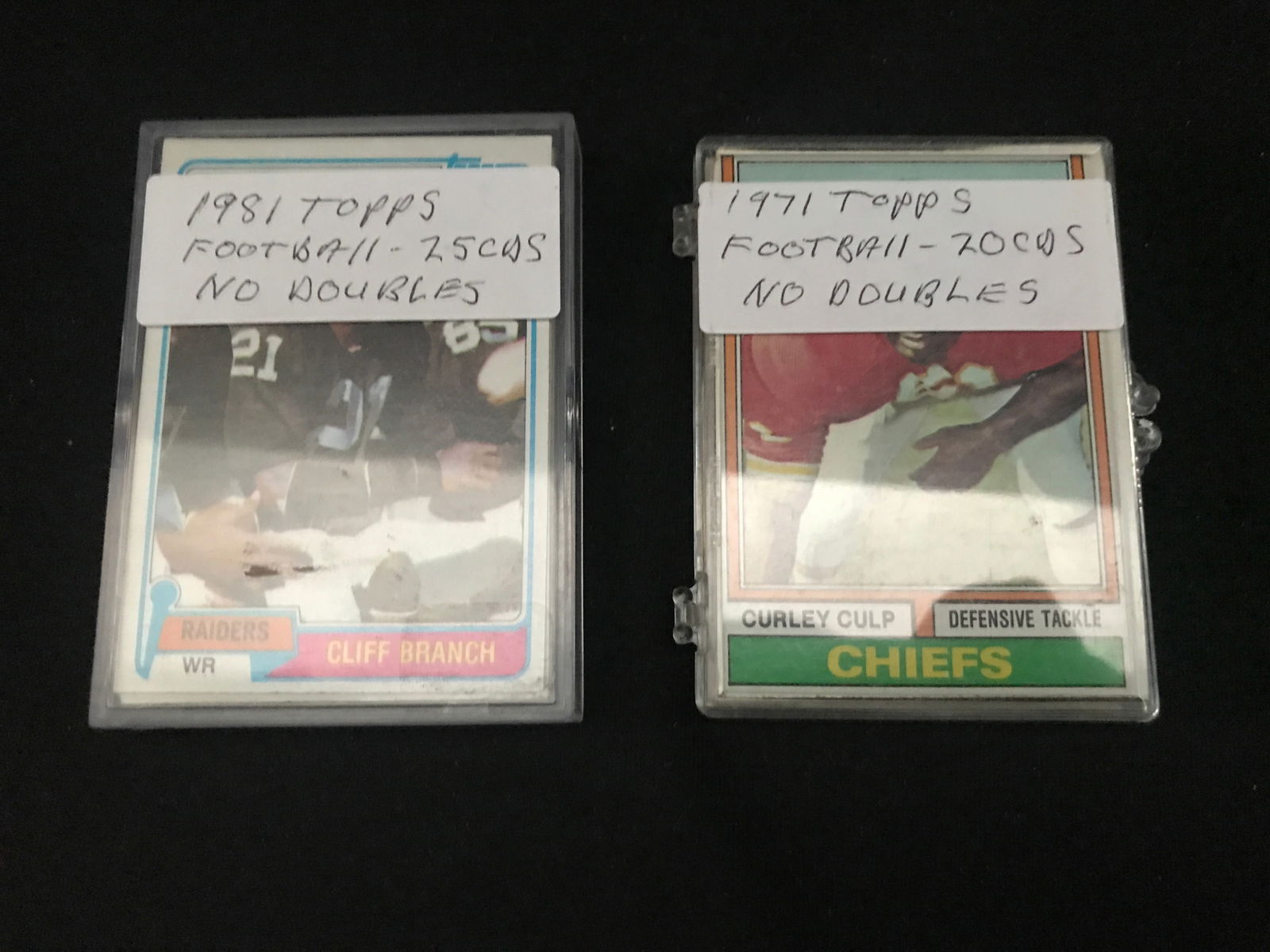 20 X 1971 TOPPS FOOTBALL CARDS (NO DOUBLES) AND 25 X 1981 TOPPS FOOTBALL CARDS (NO DOUBLES) (1 of 1)