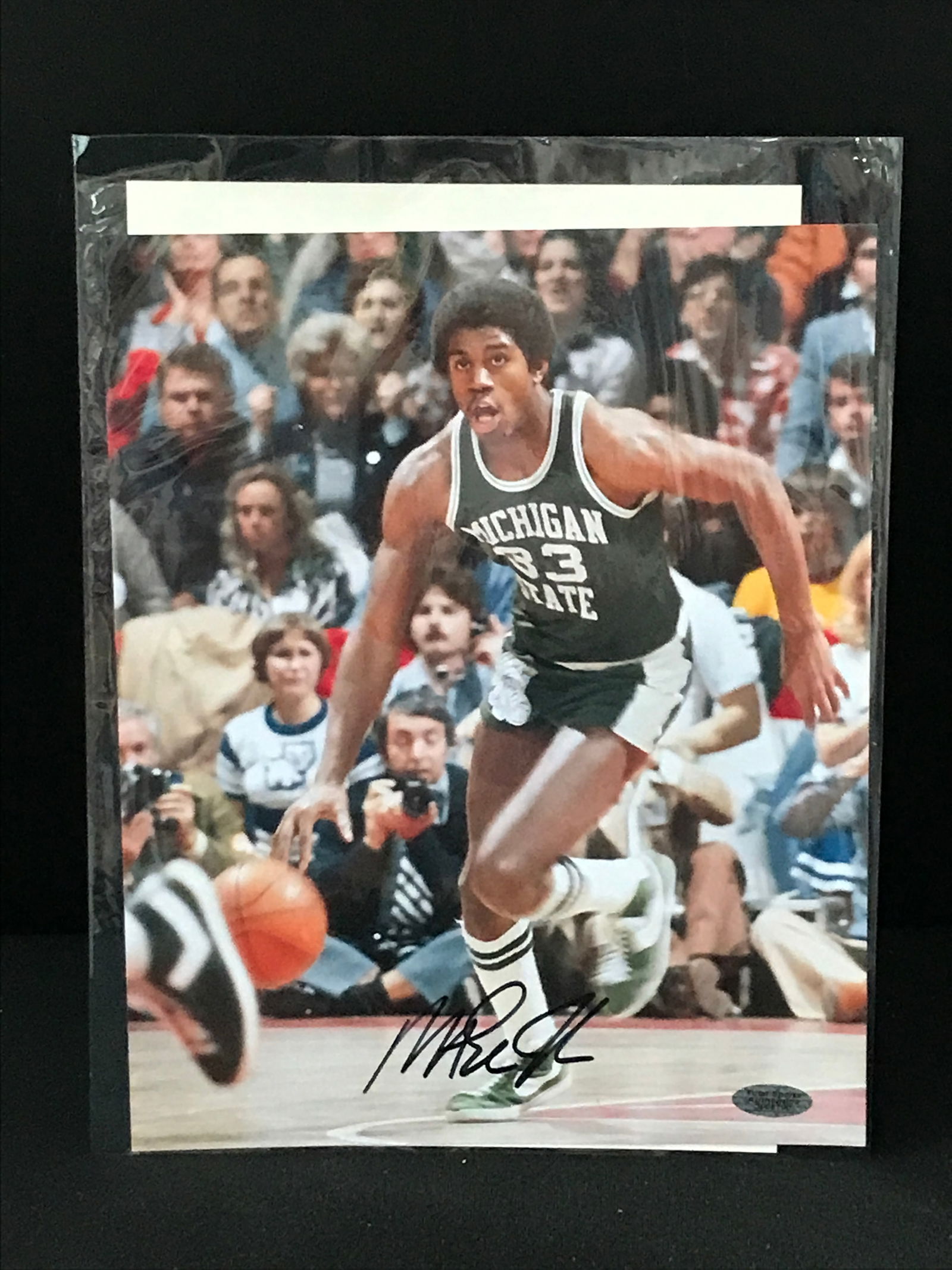 MAGIC JOHNSON SIGNED 8X10 PHOTO TOTAL SPORTS AUTHENTICS (1 of 2)