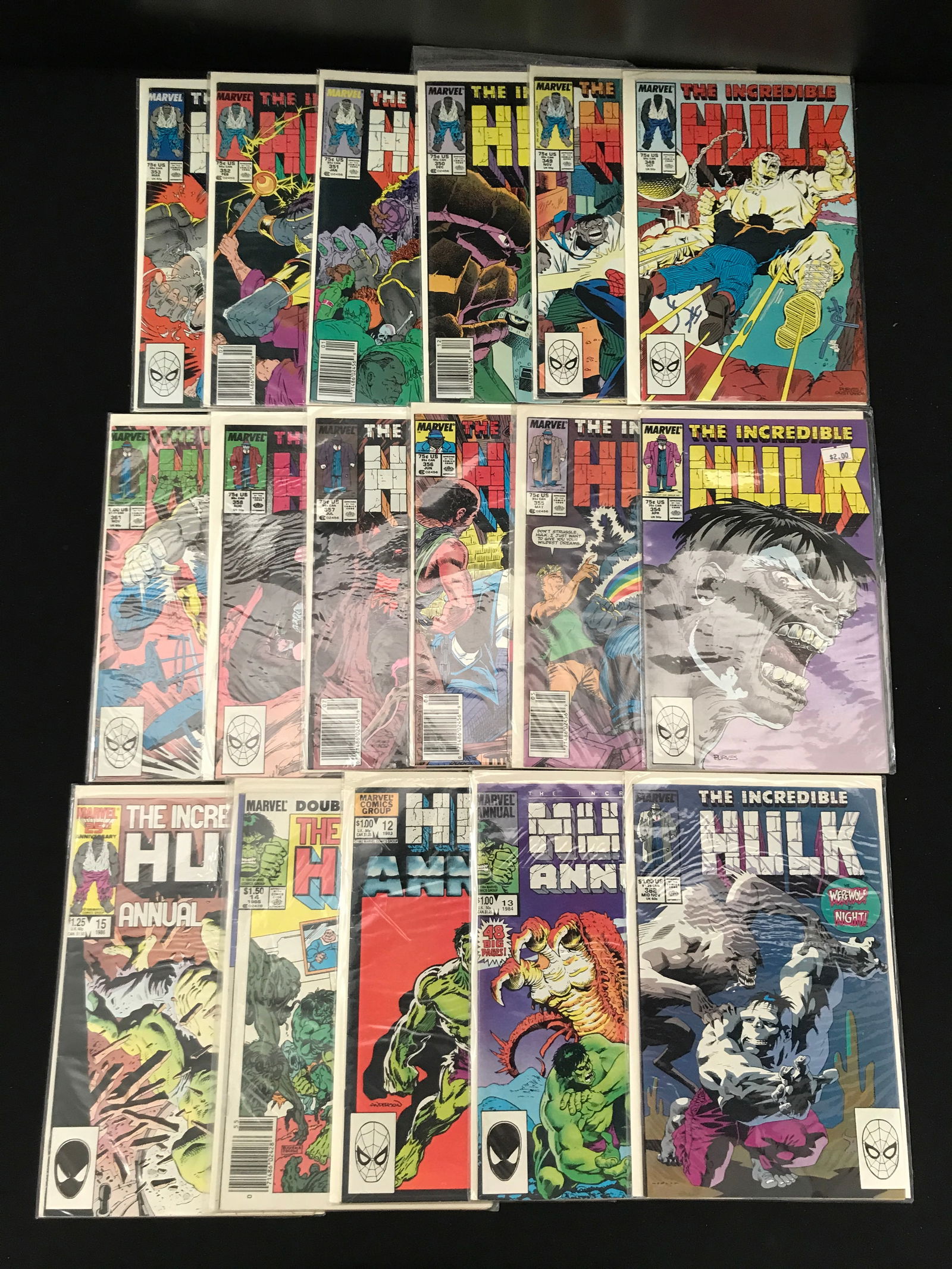 MARVEL COMICS THE INCREDIBLE HULK COMIC BOOK LOT (1 of 1)