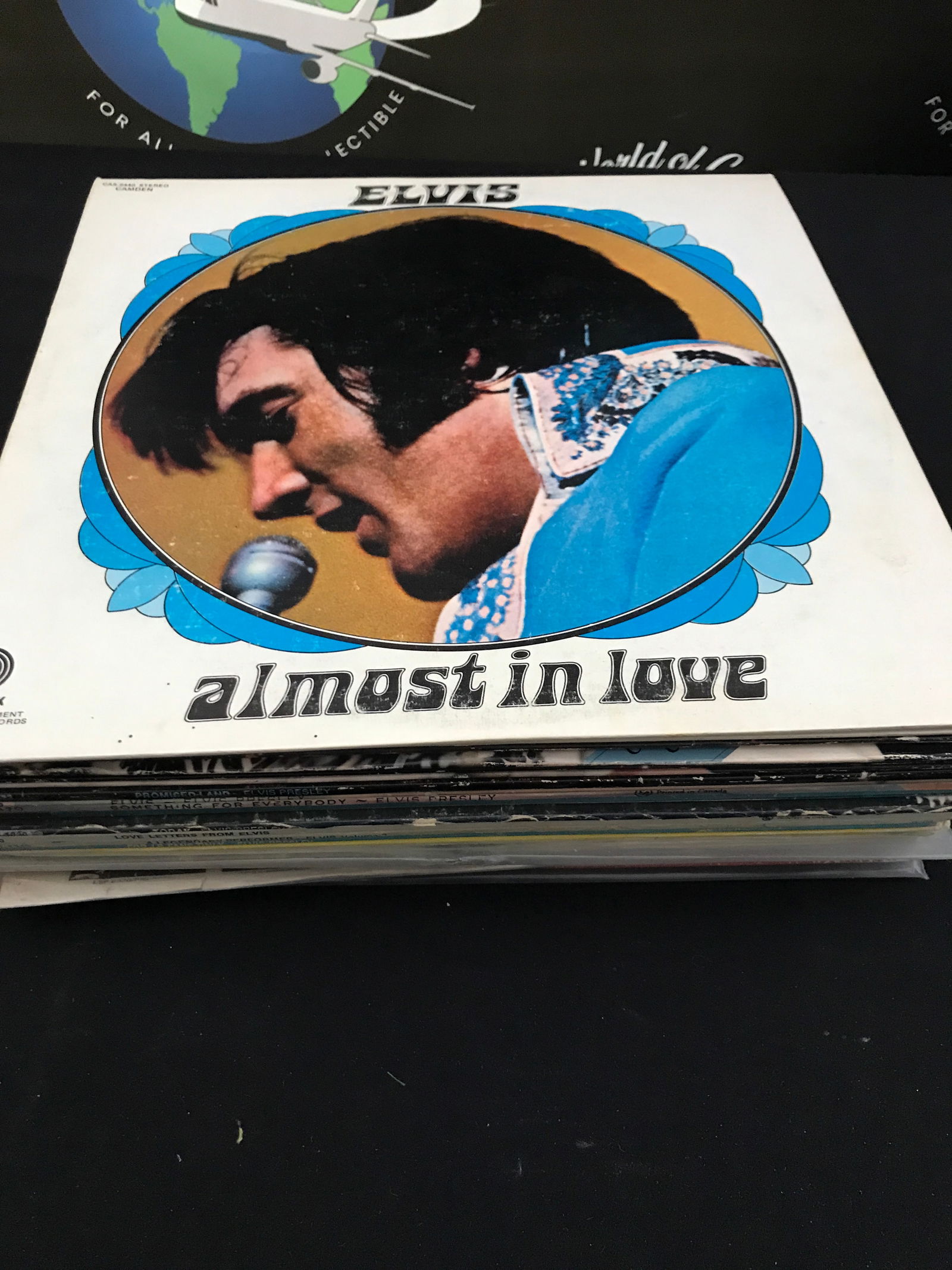 LOT OF 25 ELVIS RECORDS (ALL IN GOOD SHAPE) (1 of 1)