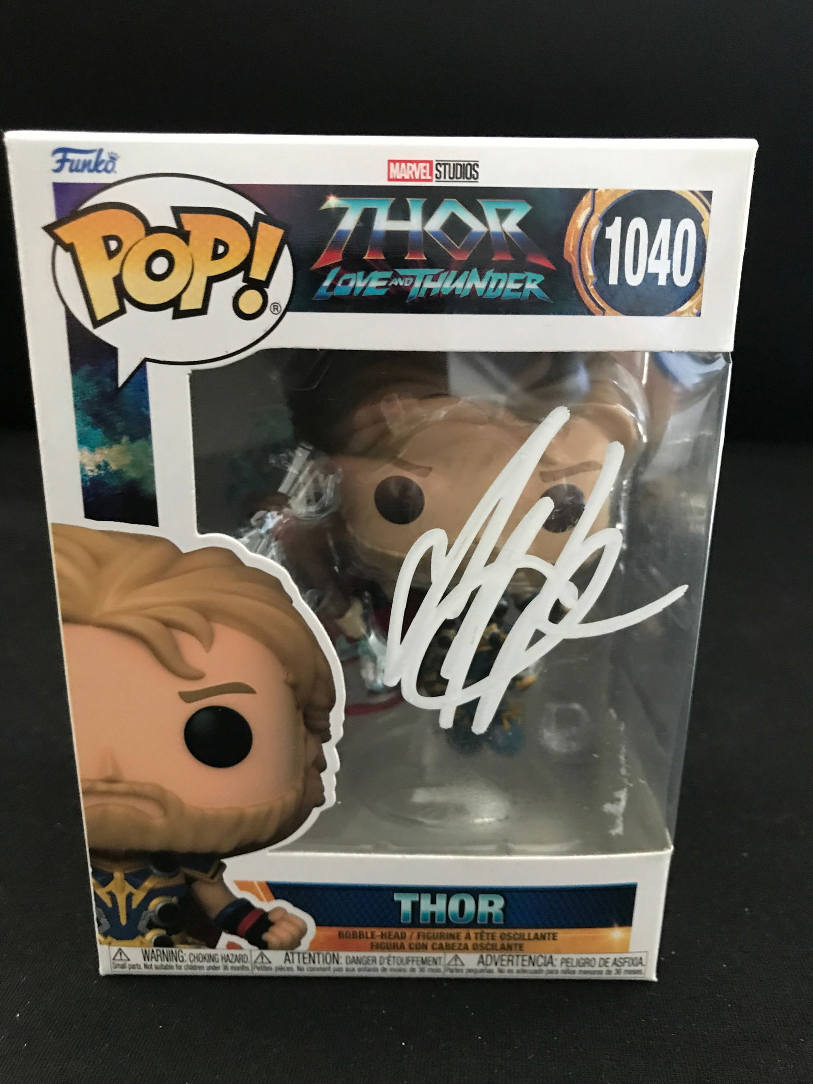 CHRIS HEMSWORTH SIGNED FUNKO POP! KB AUTHENTICS COA (1 of 2)