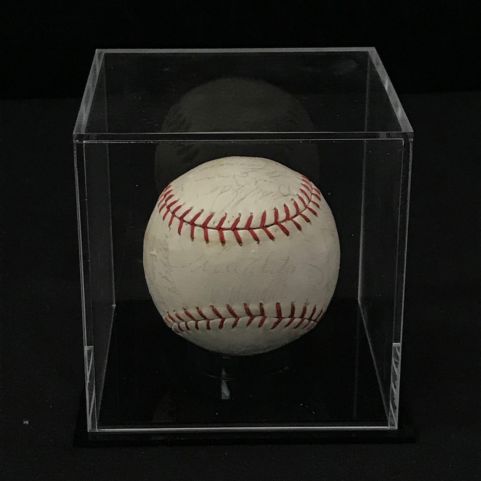 1965 LA DODGERS SIGNED BASEBALL BECKETT LOA (1 of 5)