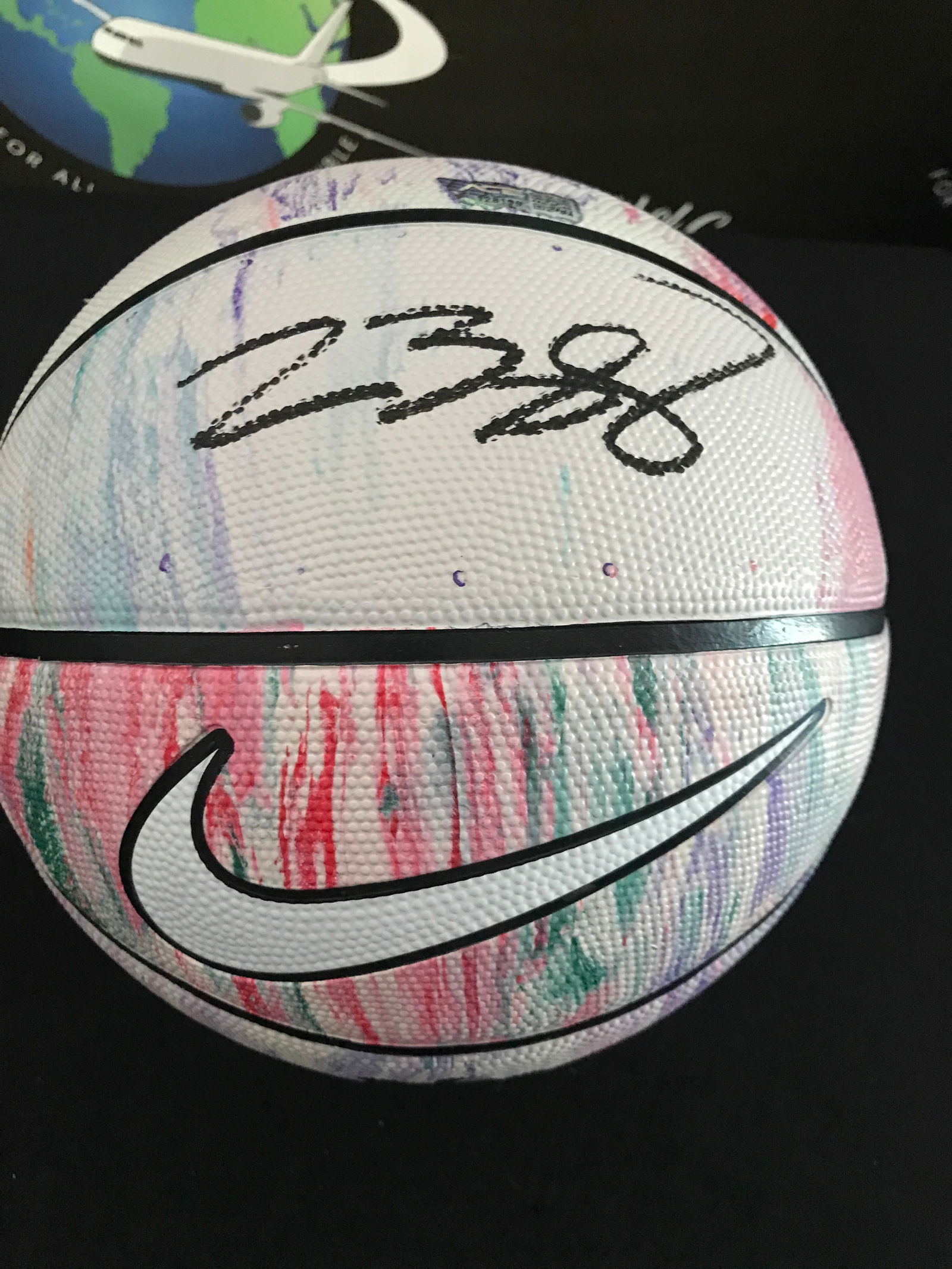 LEBRON JAMES SIGNED BASKETBALL WITH COA (1 of 2)