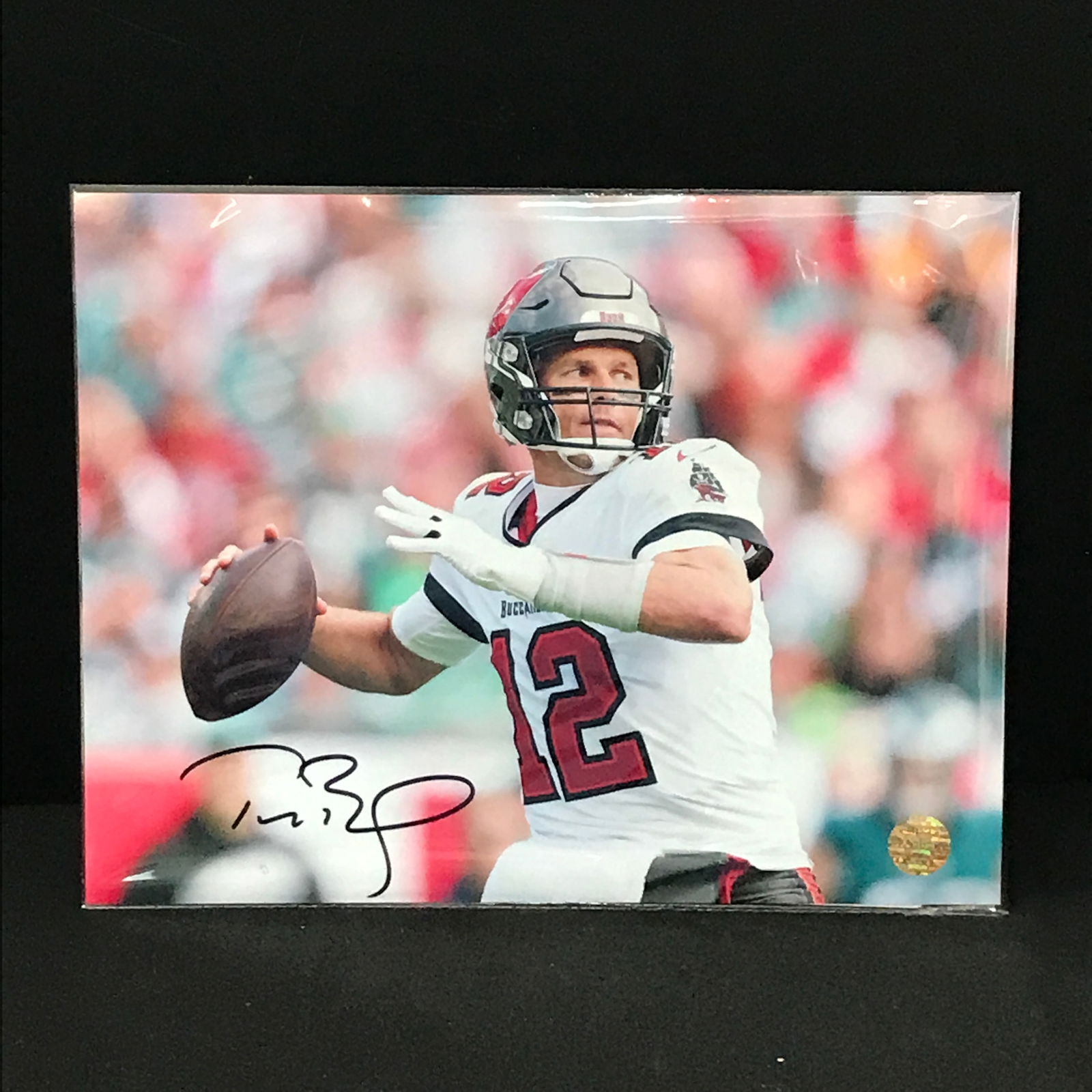TOM BRADY SIGNED 8X10 PHOTO ELITE AUTHENTICATION (1 of 2)
