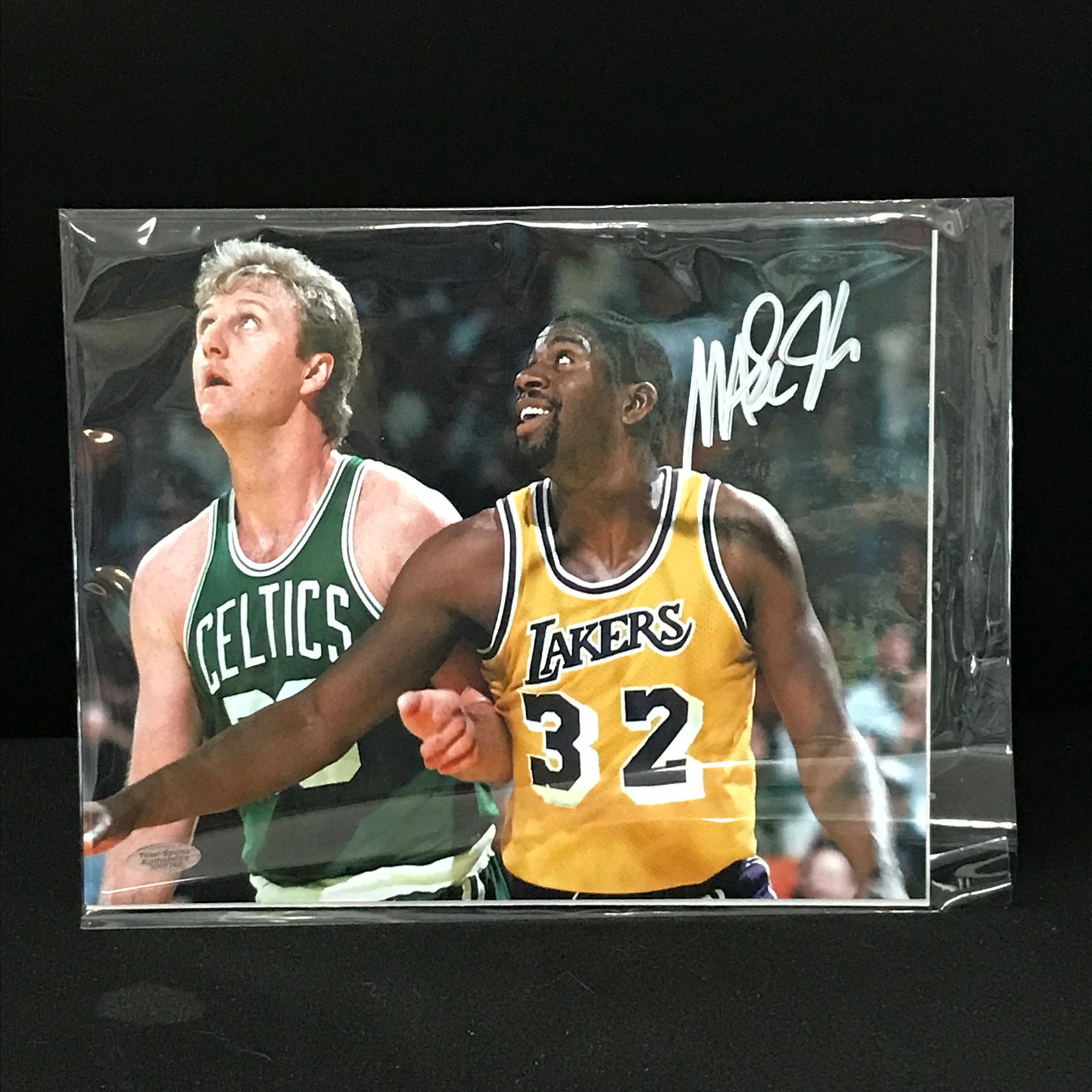 MAGIC JOHNSON SIGNED 8X10 - TOTAL SPORTS AUTHENTICS COA (1 of 2)