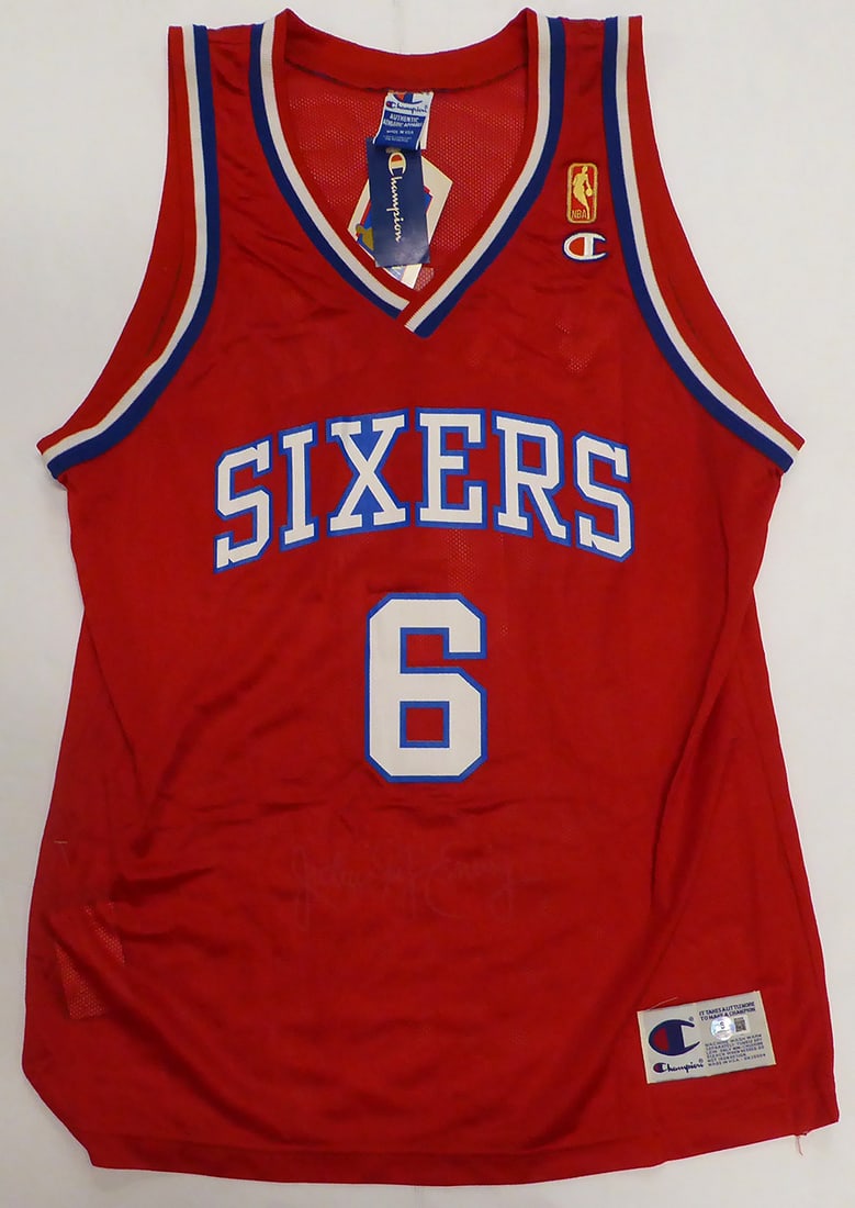 JULIUS ERVING SIGNED PHILDELPHIA 76ERS JERSEY - BECKETT COA (1 of 5)