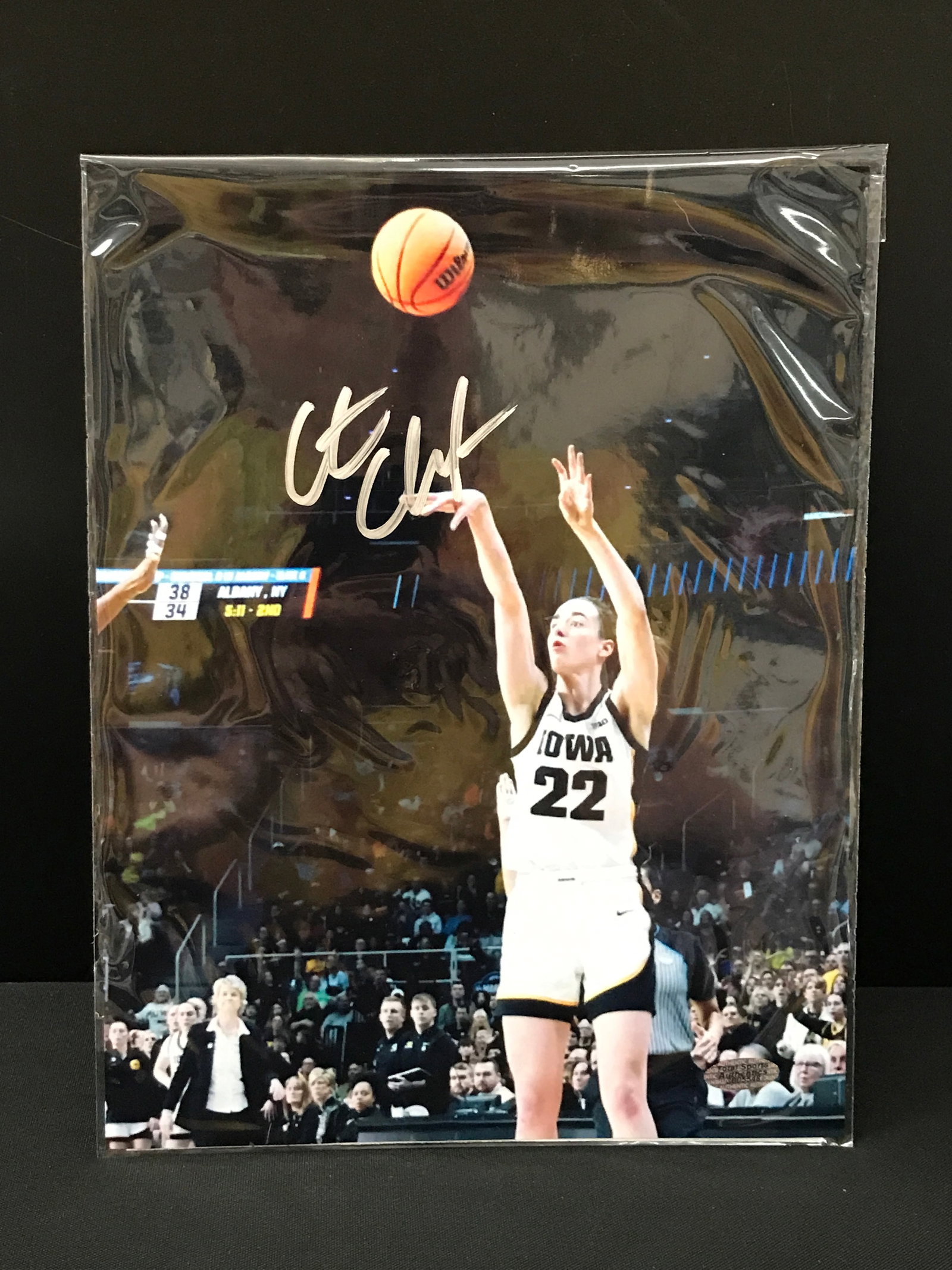 CAITLIN CLARK SIGNED 8X10 - TOTAL SPORTS AUTHENTICS COA: Prices are in Canadian dollars