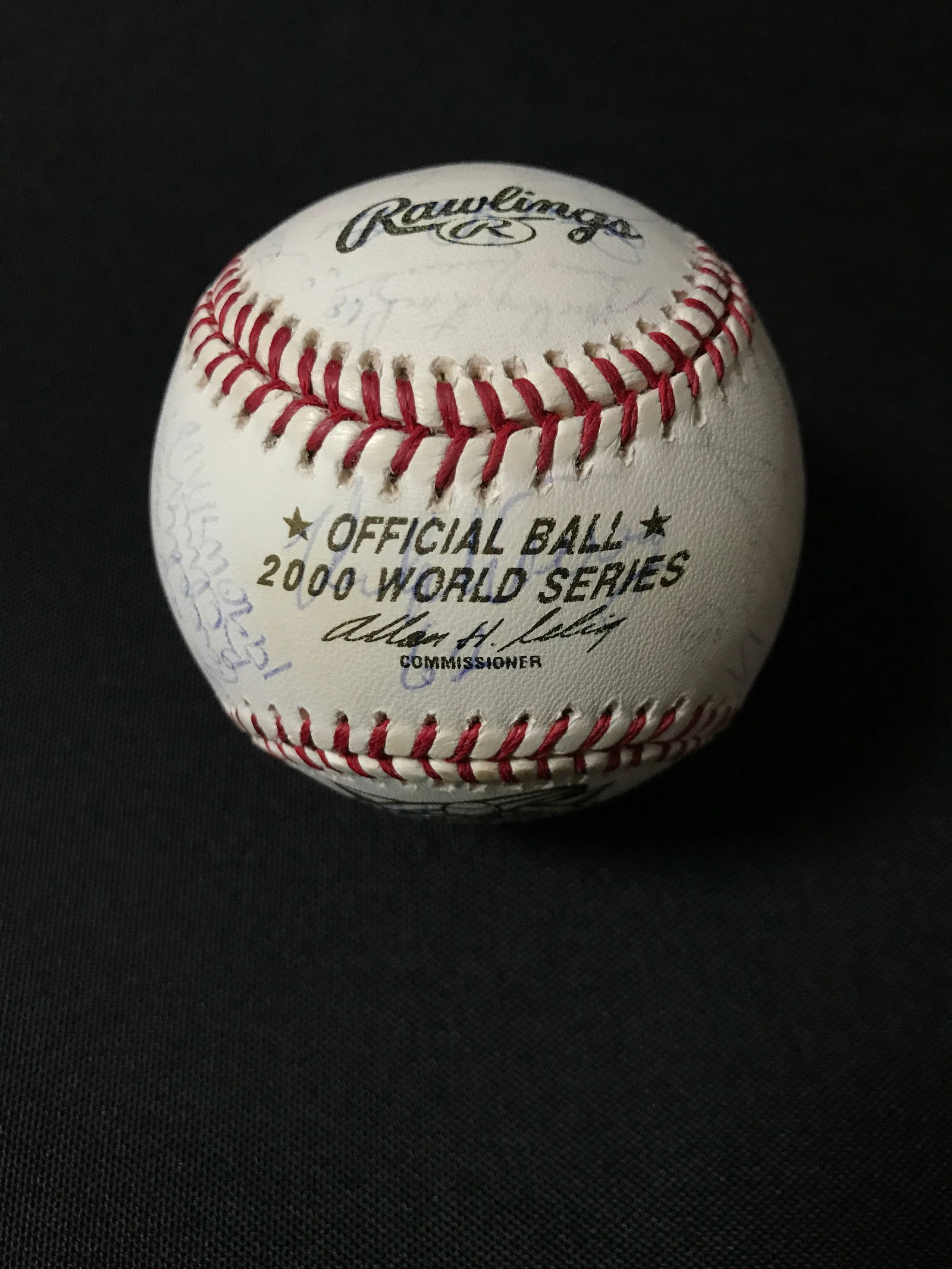 MLB WORLD SERIES MVP'S SIGNED BASEBALL WITH MVP YEAR INSCRIPTION (STEINER HOLO) (1 of 3)