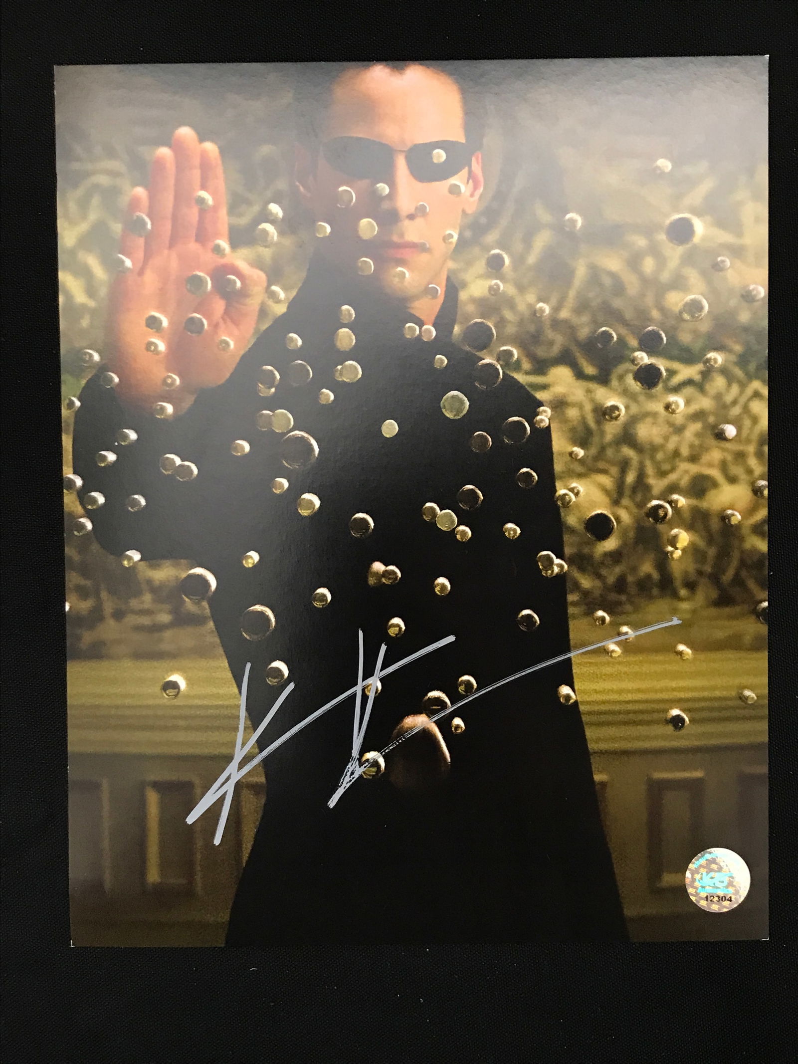 KEANU REEVES SIGNED MATRIX 8X10 - KB COA (1 of 1)
