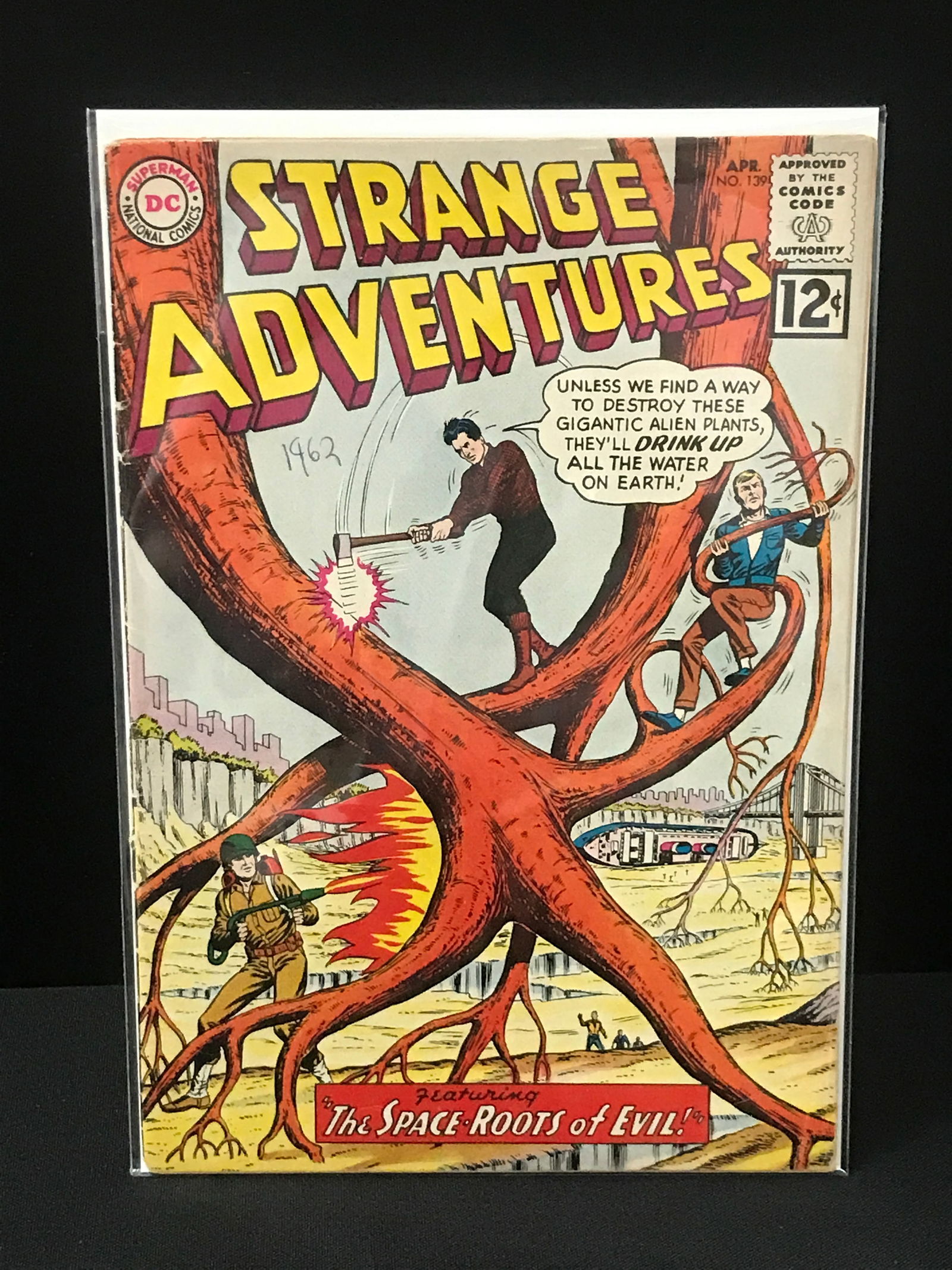 STRANGE ADVENTURES #139 - DC COMICS (1 of 1)