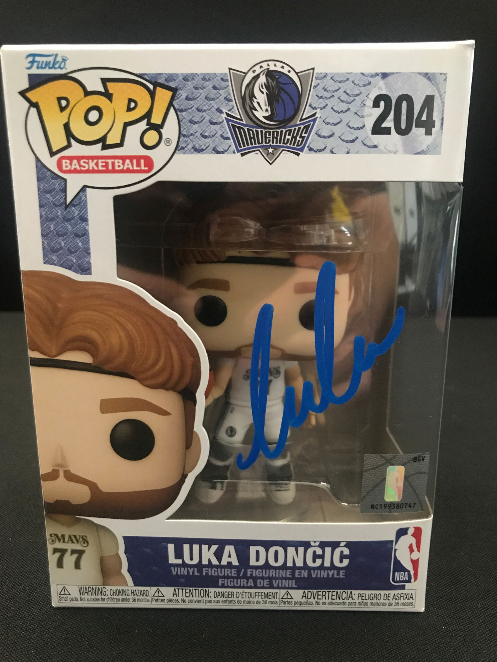 LUKA DONCIC SIGNED FUNKO POP! WITH COA (1 of 1)