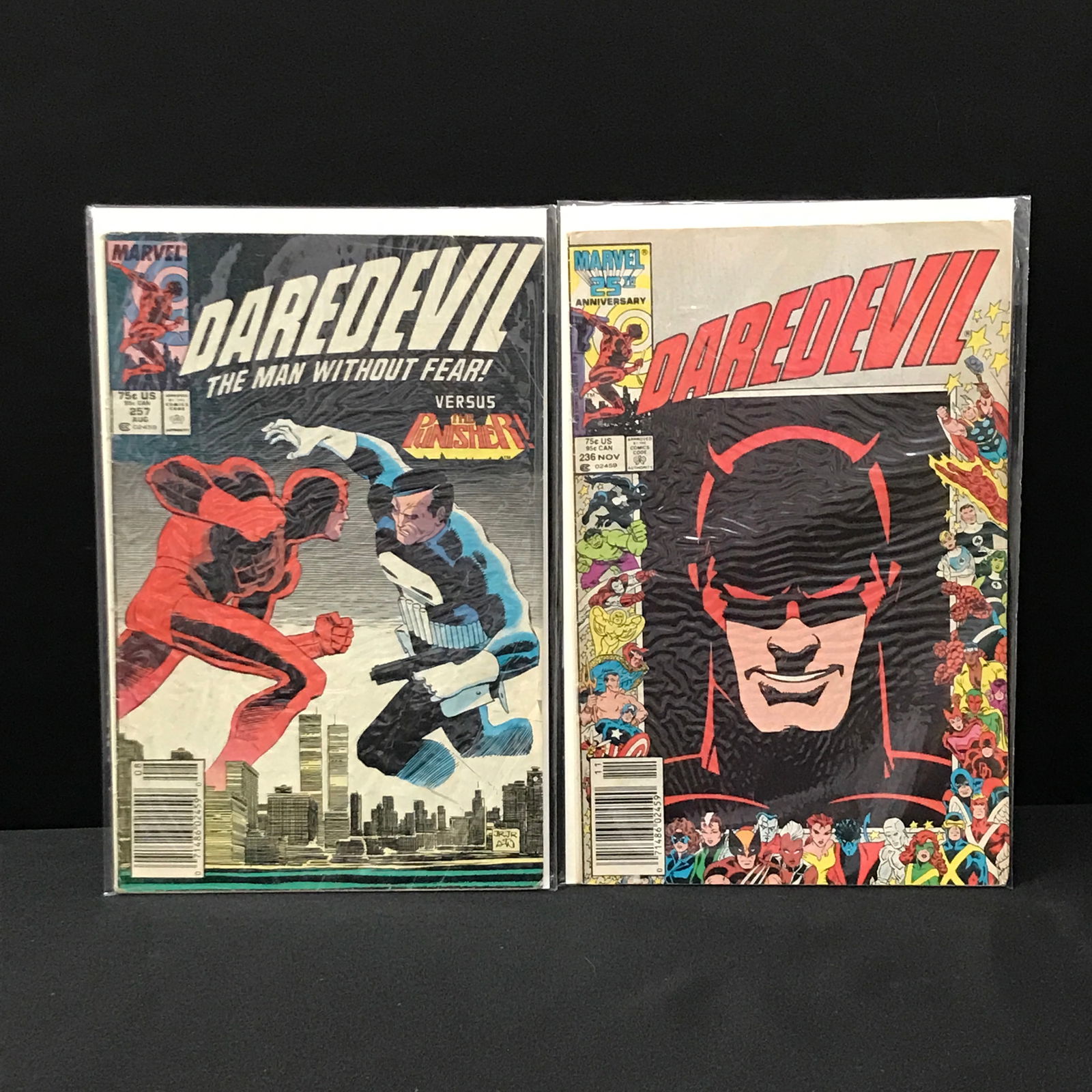 LOT OF 2 DAREDEVIL COMICS (MARVEL COMICS) (1 of 1)