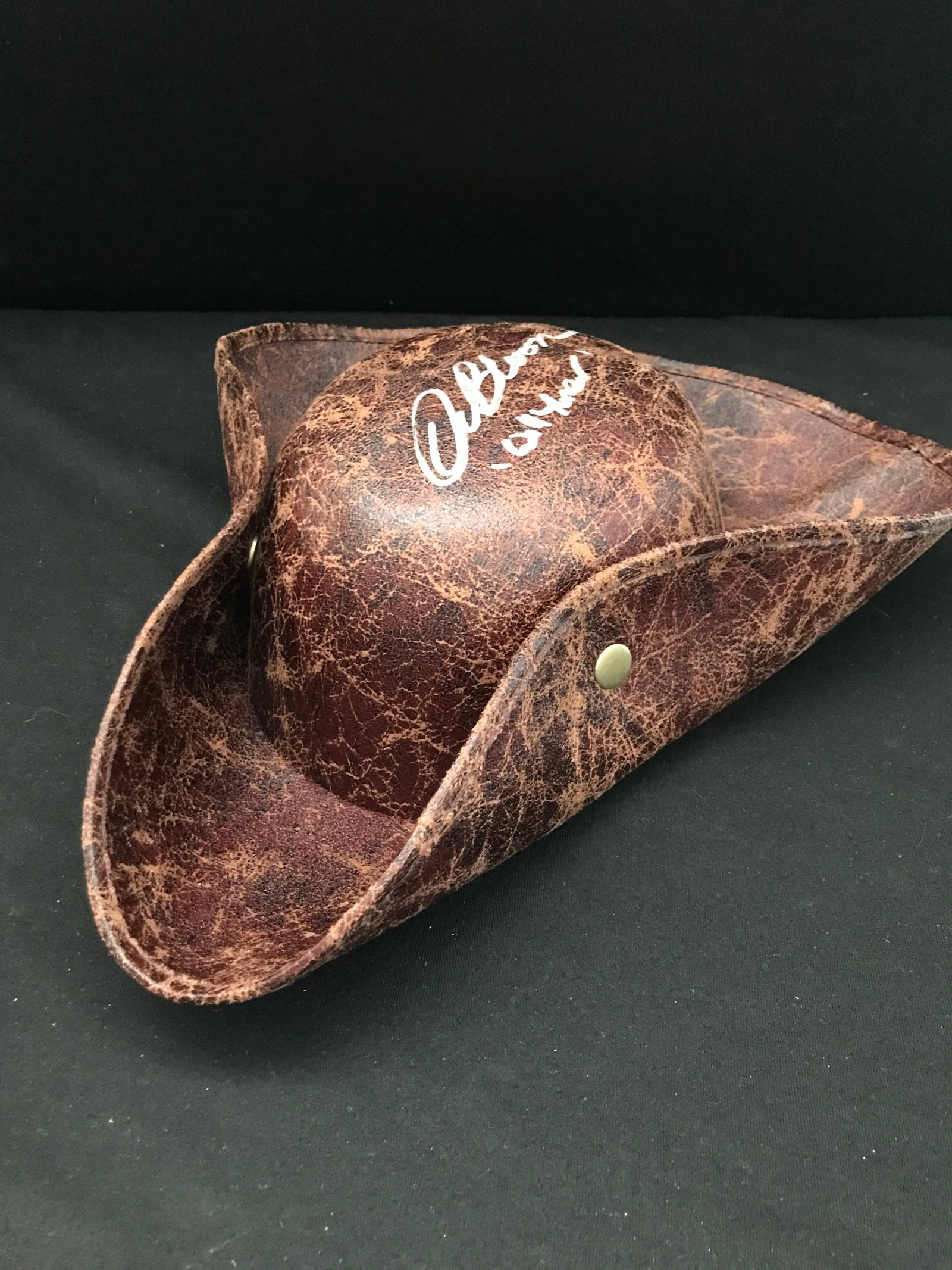 ORLANDO BLOOM SIGNED PIRATES OF THE CARIBBEAN HAT - WWOC COA: Prices are in Canadian dollars