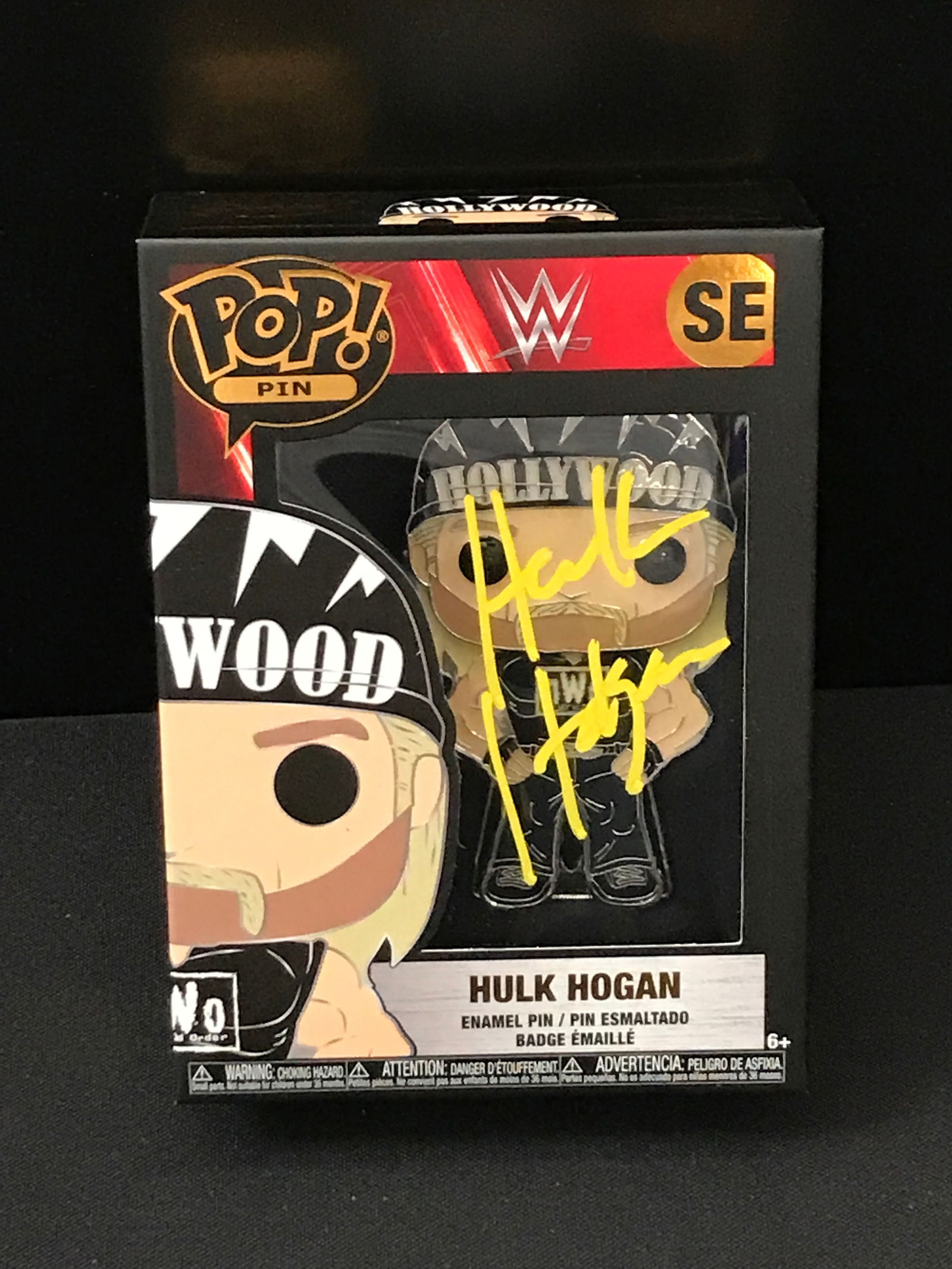 HULK HOGAN SIGNED POP! PIN WITH COA (1 of 1)