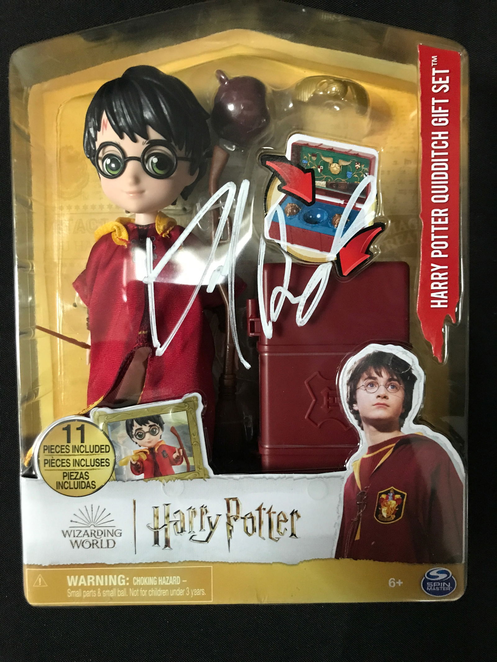 DANIEL RADCLIFFE SIGNED TOY FIGURE KB AUTHENTICS COA (1 of 2)
