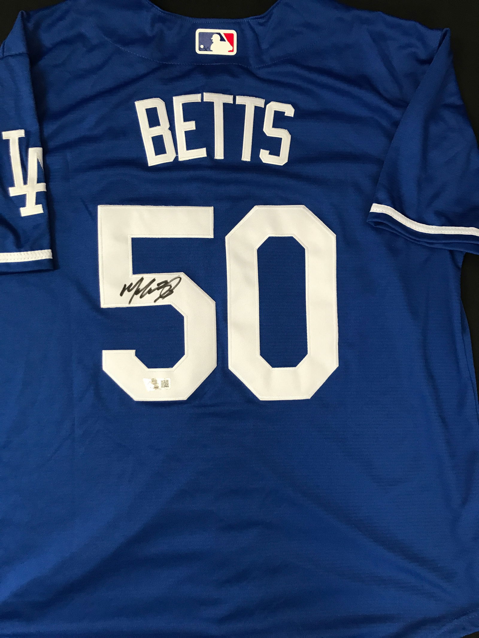 MOOKIE BETTS SIGNED LOS ANGLES DODGERS JERSEY - ACE COA: Prices are in Canadian dollars