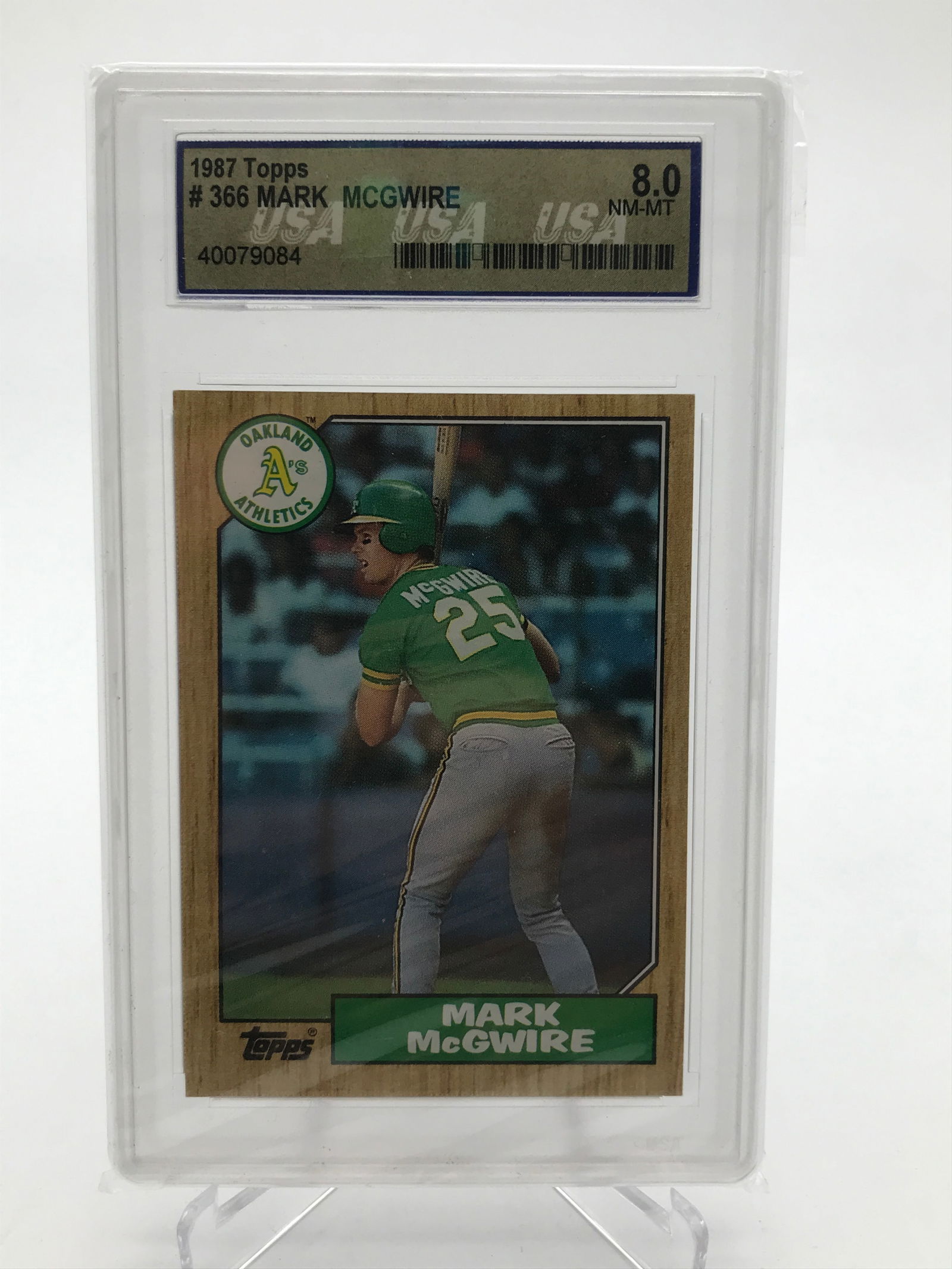 1987 TOPPS NO.366 MARK MCGWIRE ROOKIE CARD GRADED 8 (1 of 2)