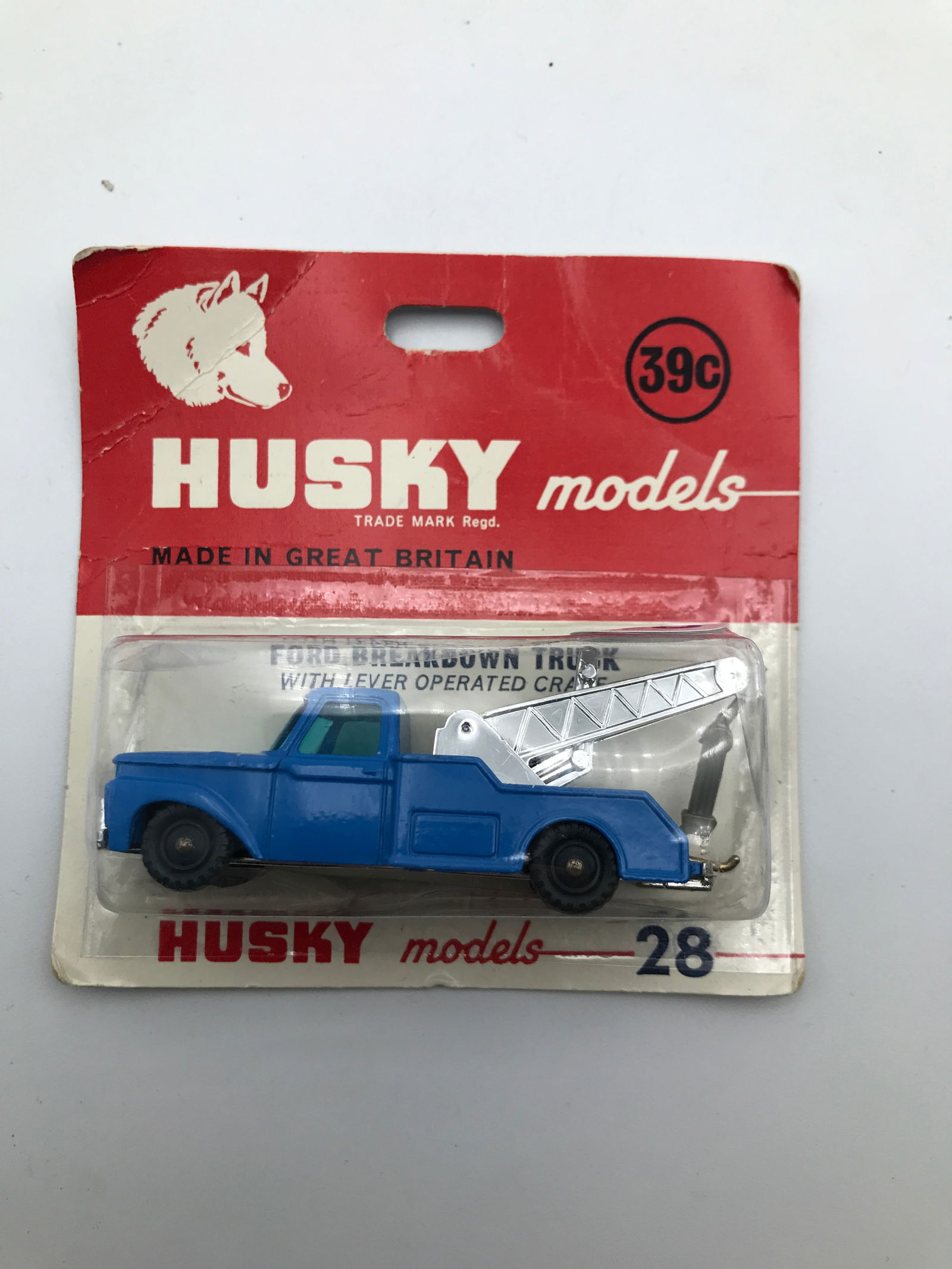 HUSKY MODELS FORD BREAKDOWN TRUCK - SEALED IN PACK (1 of 2)