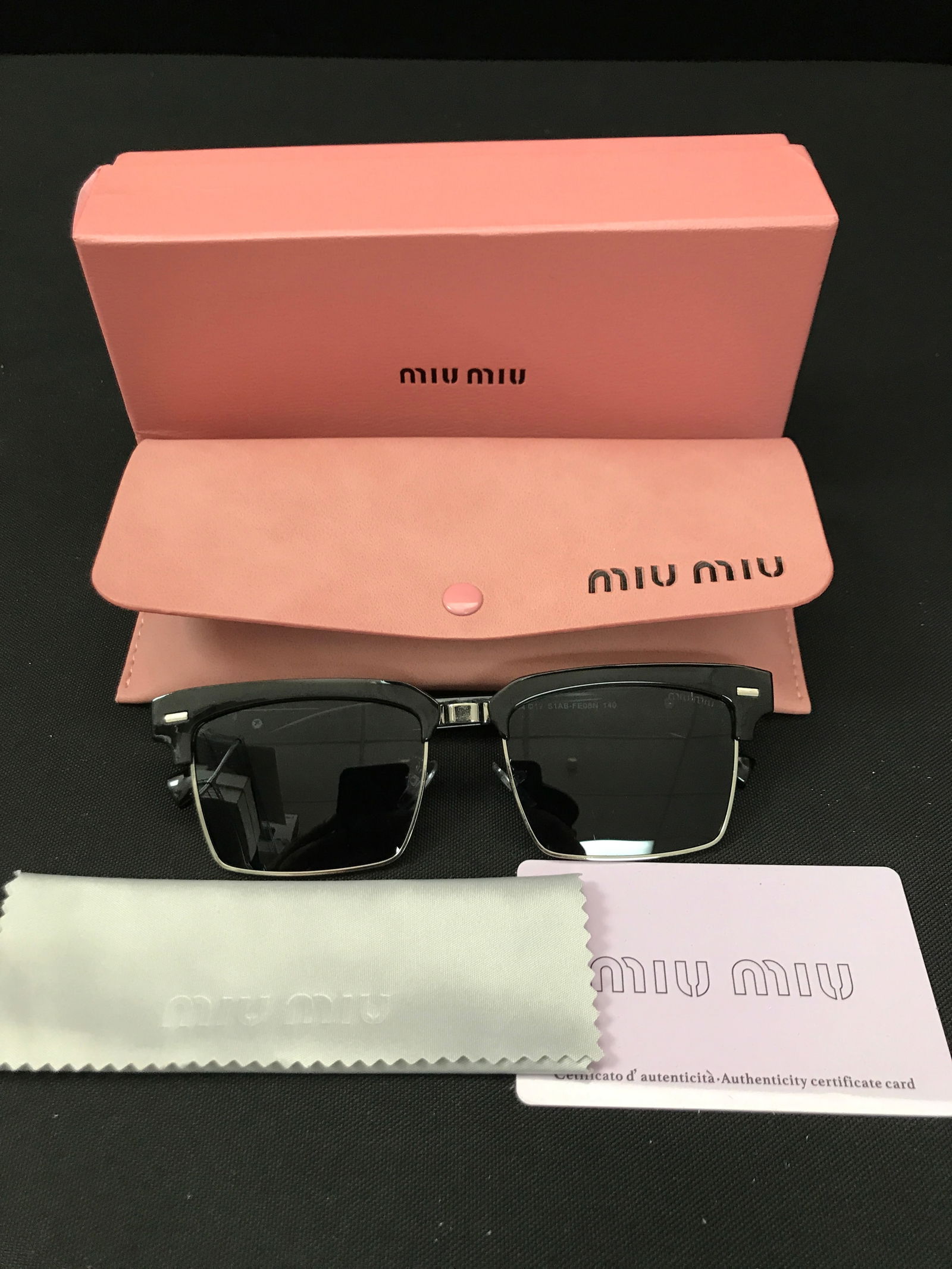 BNIB MIU MIU SUNGLASSES WITH CASE (1 of 3)