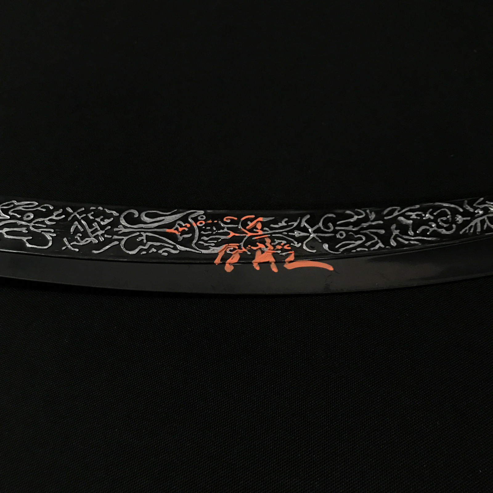 JOHNNY DEPP SIGNED PIRATES OF THE CARIBBEAN PROP SWORD WITH COA (1 of 2)