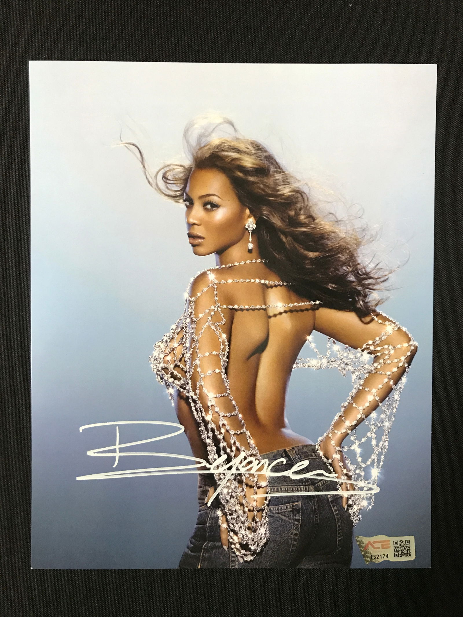 BEYONCE SIGNED 8X10 PHOTO ACE COA (1 of 1)