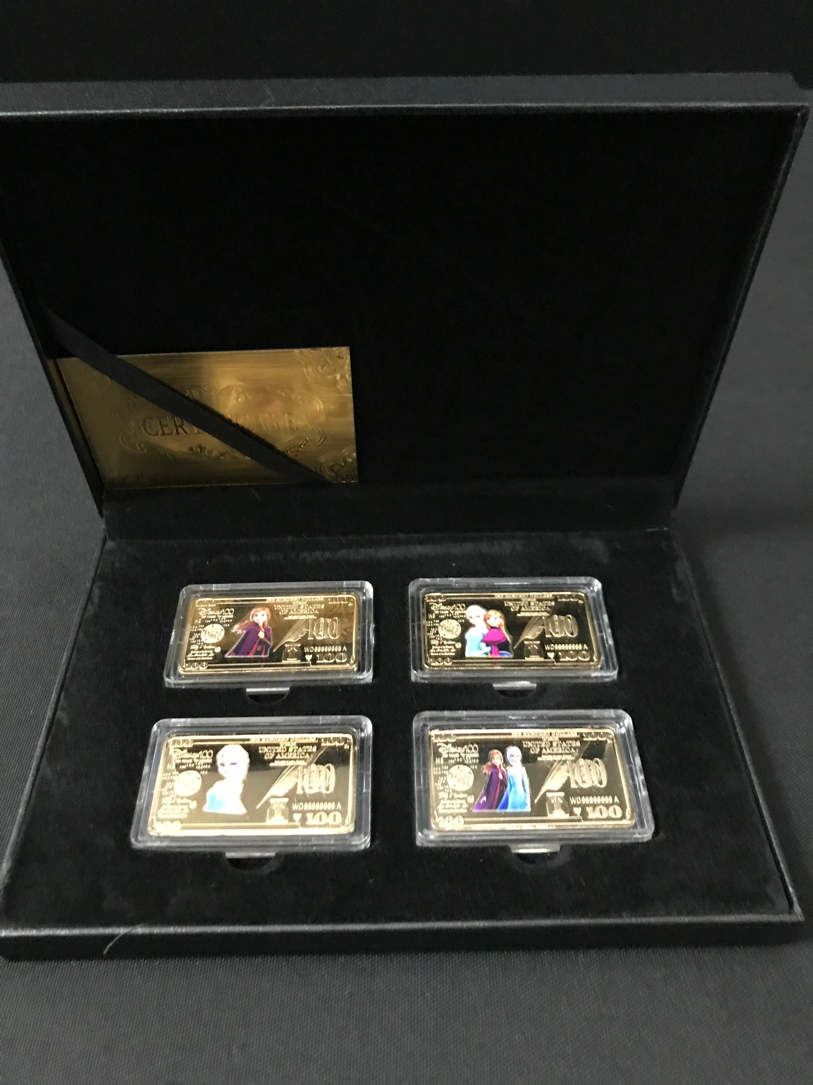 100 YEARS OF DISNEY UNCIRCULATED COIN SET (FROZEN): Prices are in Canadian dollars
