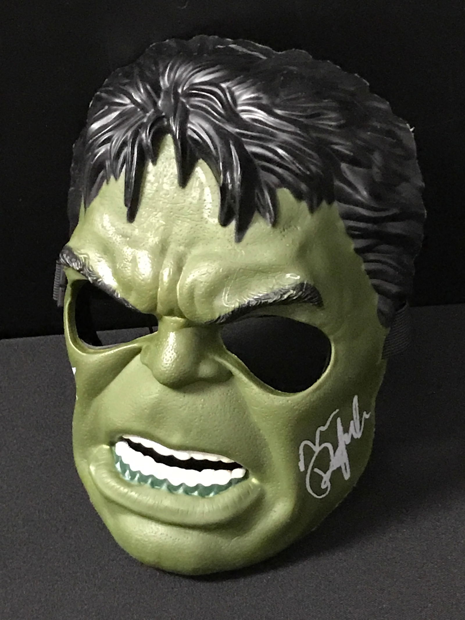 MARK RUFFALO AND EDWARD NORTON SIGNED HULK MASK WITH COA) (1 of 2)