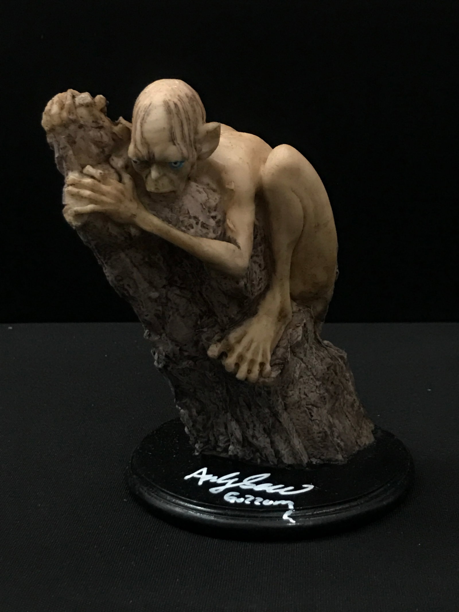 ANDY SERKIS SIGNED GOLLUM STATUE - WWOC COA: Prices are in Canadian dollars