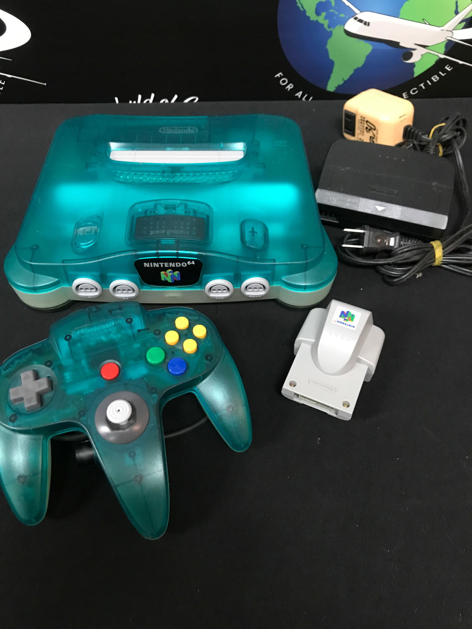 WORKING NINTENDO 64 SYSTEM WITH CONTROLLER (1 of 1)
