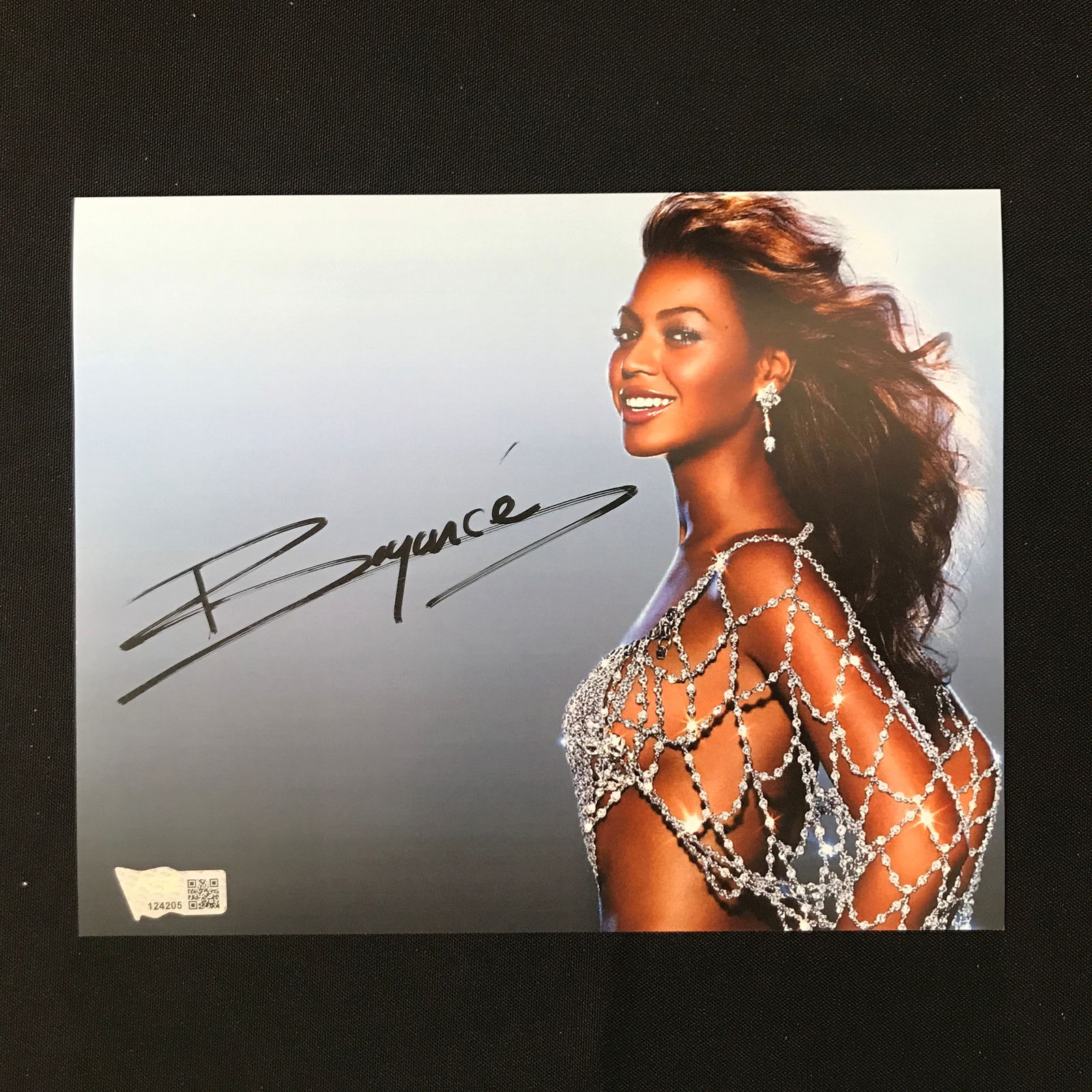 BEYONCE SIGNED 8X10 - ACE COA (1 of 1)
