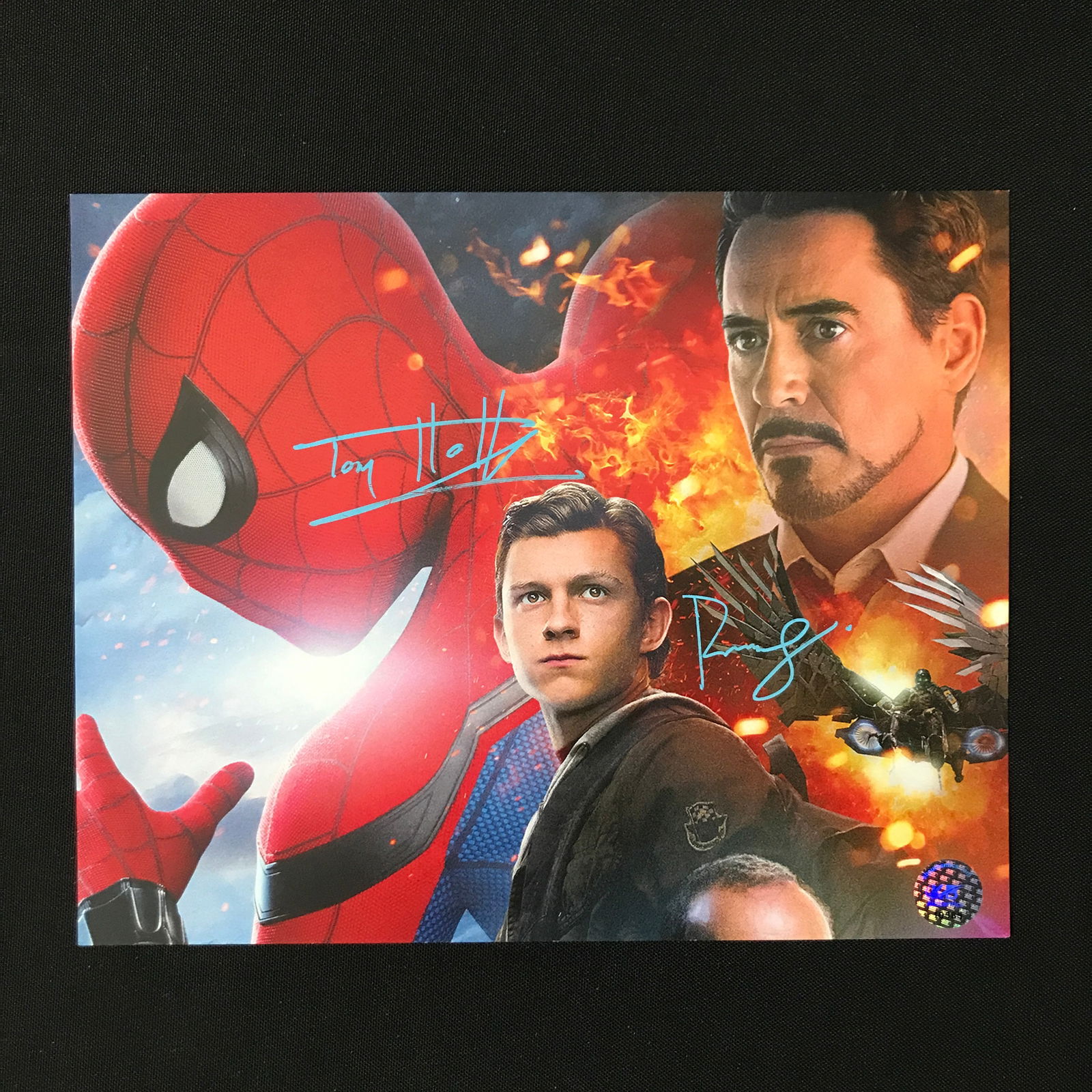 TOM HOLLAND AND ROBERT DOWNEY JR SIGNED SPIDERMAN 8X10 - KB COA (1 of 1)