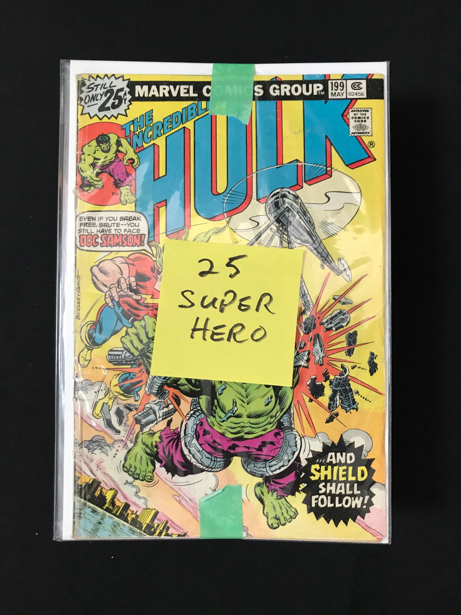 LOT OF 25 SUPER HERO COMICS (1 of 1)