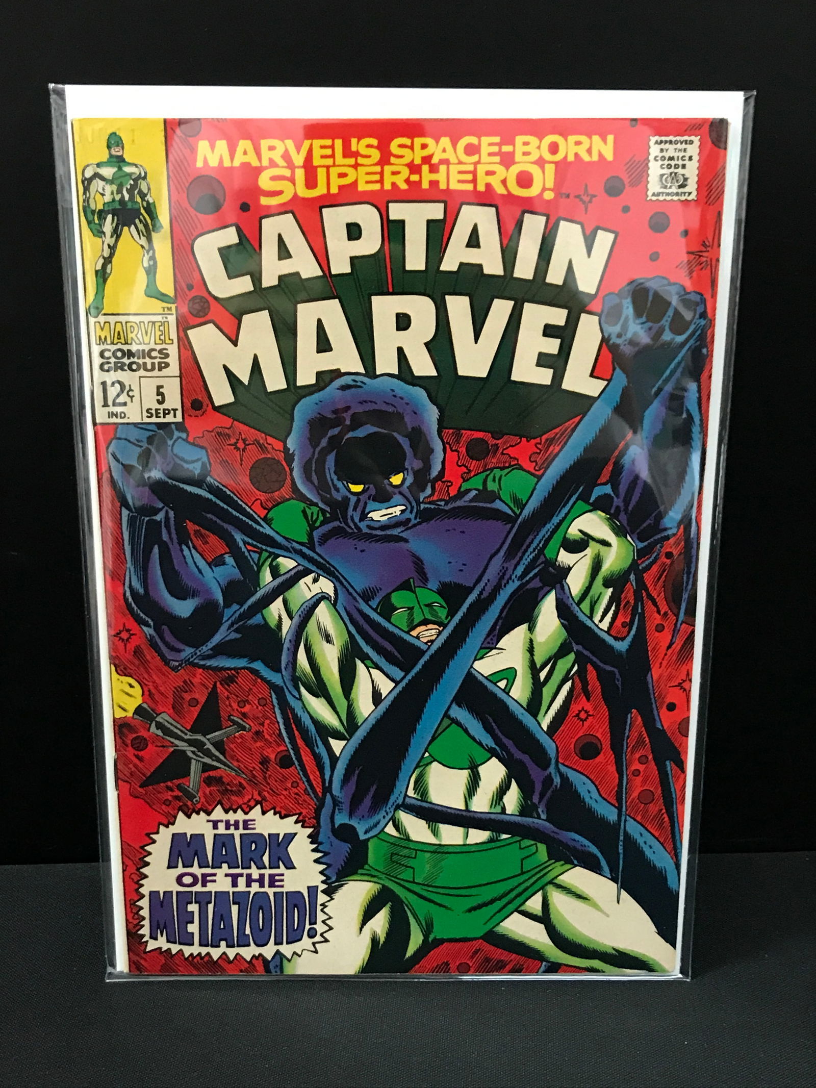 MARVEL COMICS NO.5 CAPTAIN MARVEL (1 of 1)