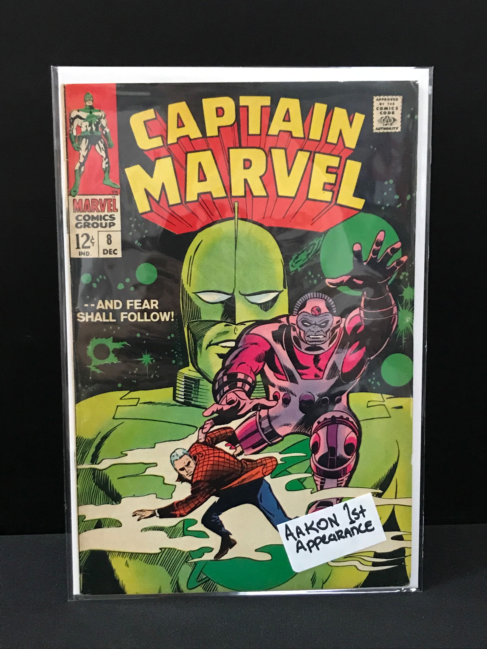 MARVEL COMICS NO.8 CAPTAIN MARVEL (1 of 1)