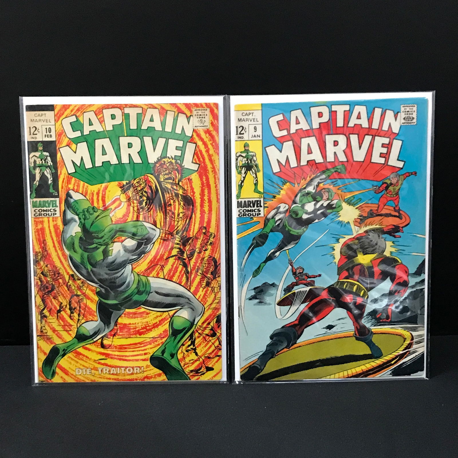 LOT OF 2 CAPTAIN MARVEL COMICS (1 of 1)