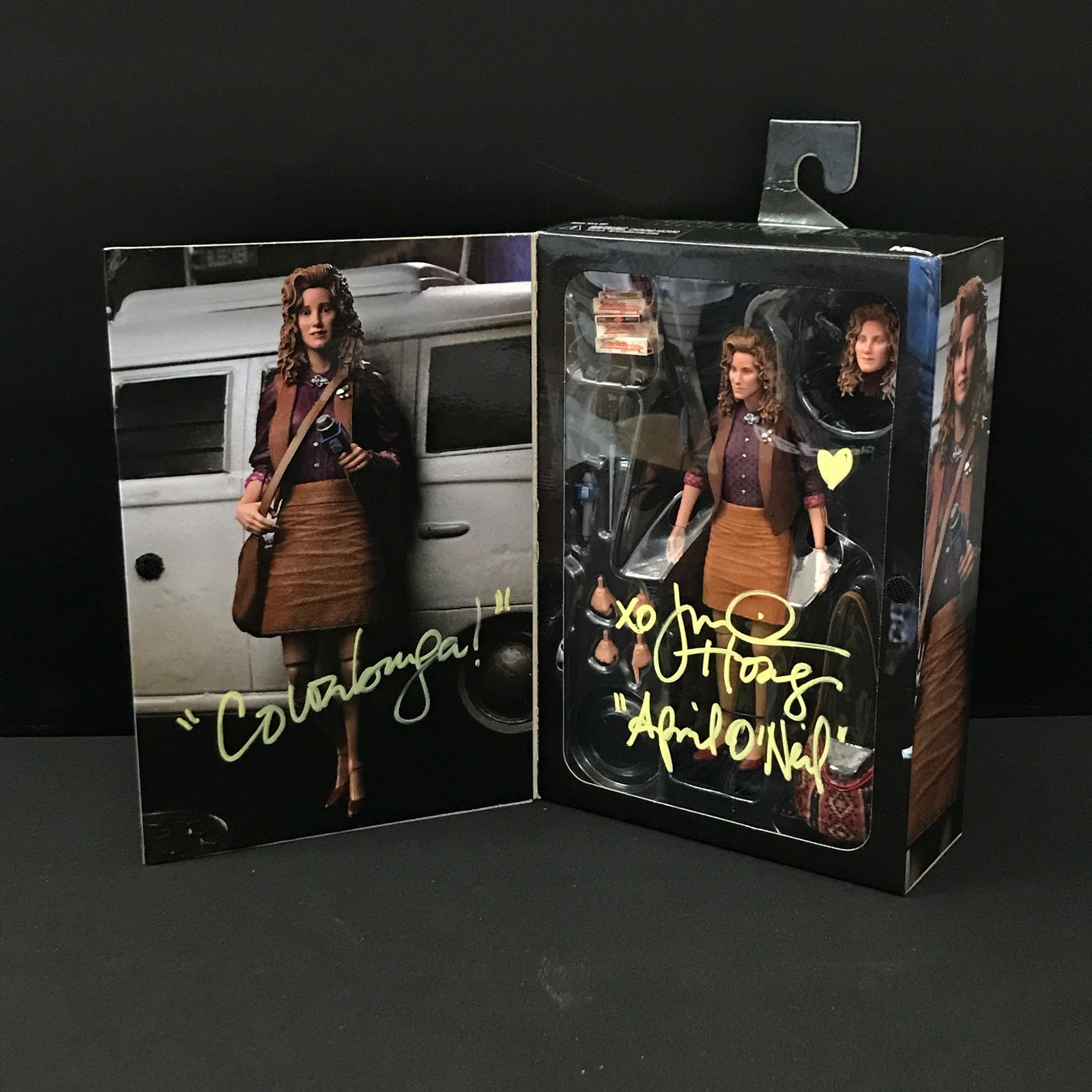 JUDITH HOAG SIGNED APRIL O'NEIL TEENAGE MUTANT NINJA TURTLES ACTION FIGURE - JSA COA (1 of 2)