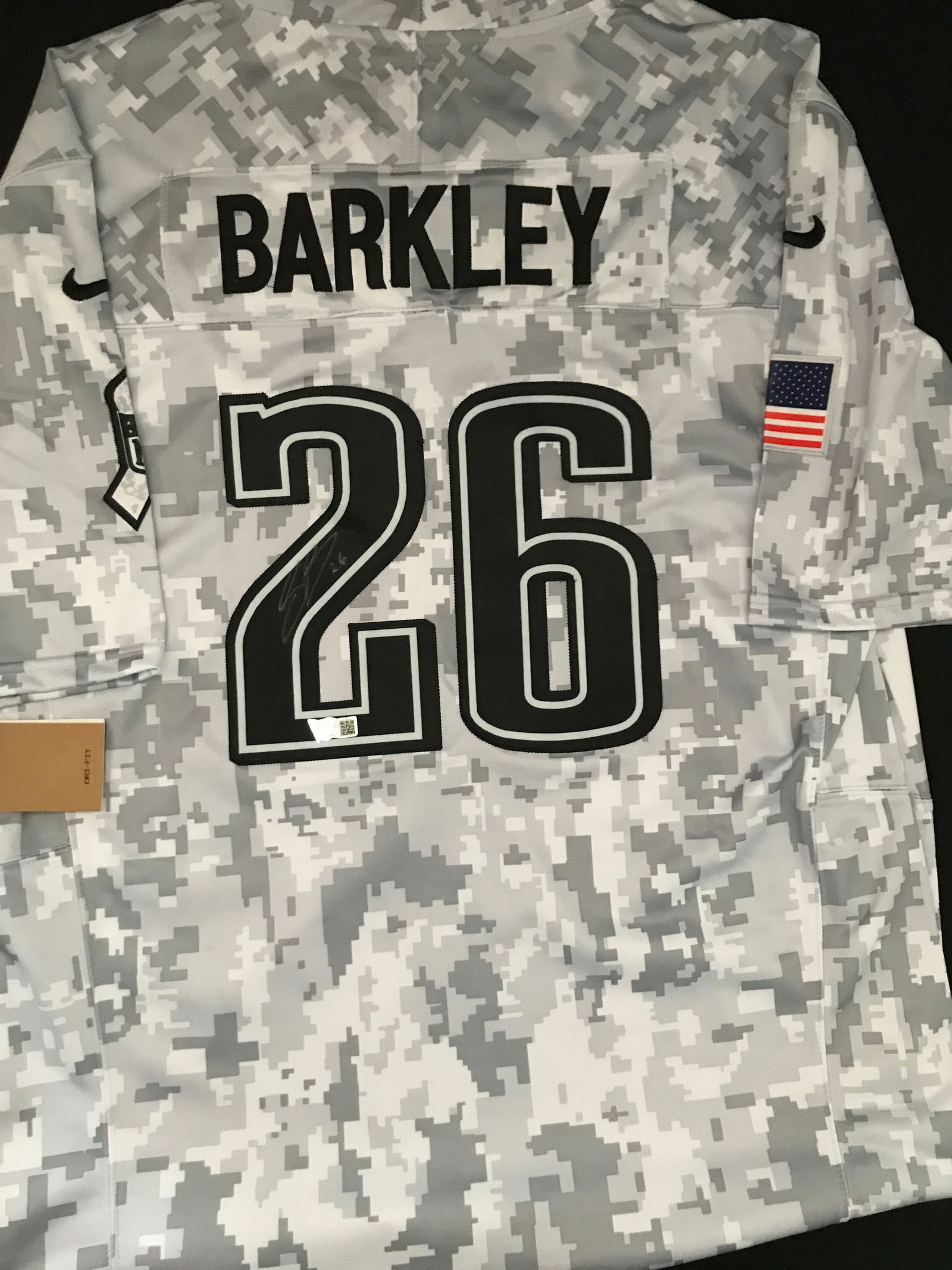 SAQUON BARKLEY SIGNED PHILADELPHIA EAGLES JERSEY - ACE COA (1 of 3)