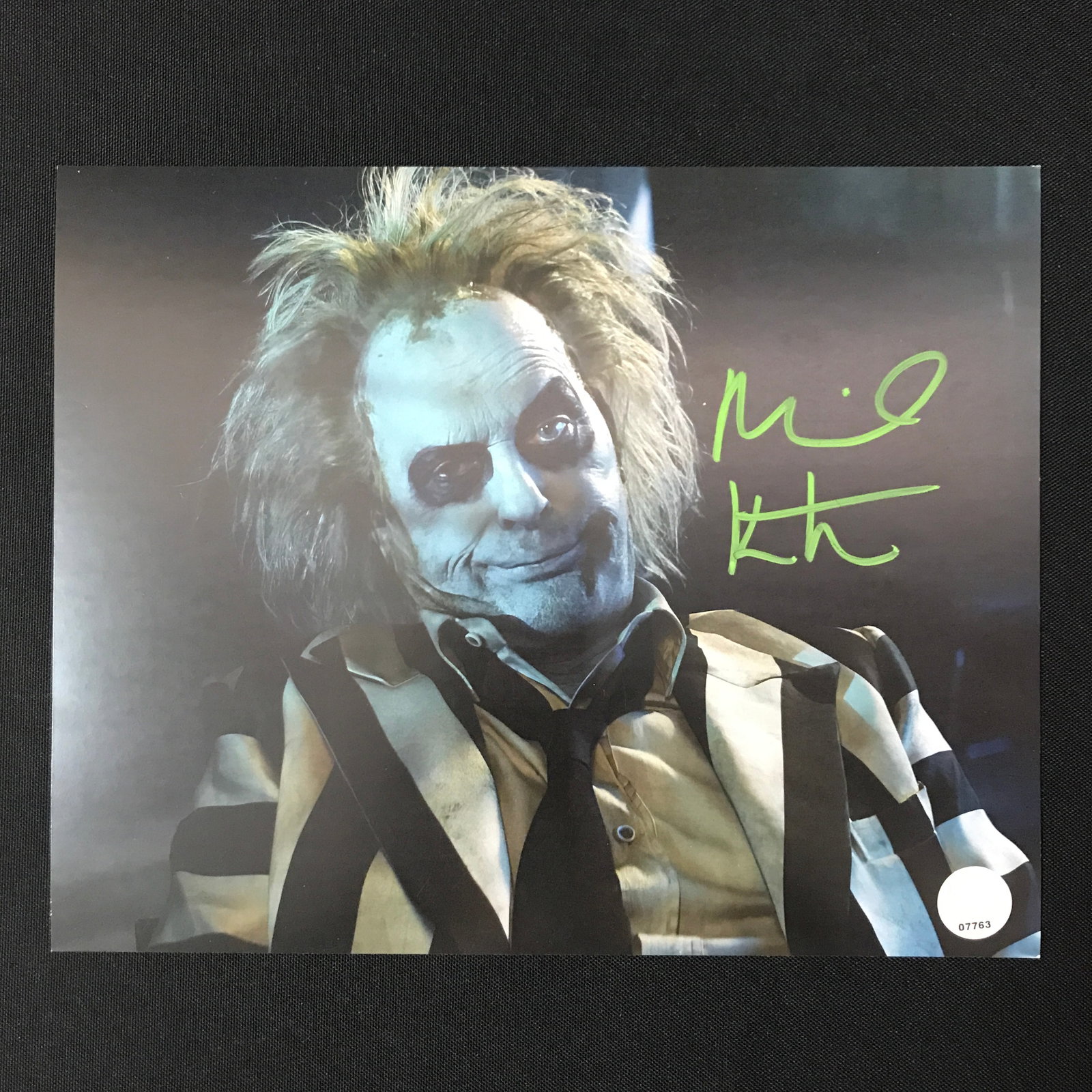 MICHAEL KEATON SIGNED BEETLEJUICE 8X10 - KB COA: Prices are in Canadian dollars