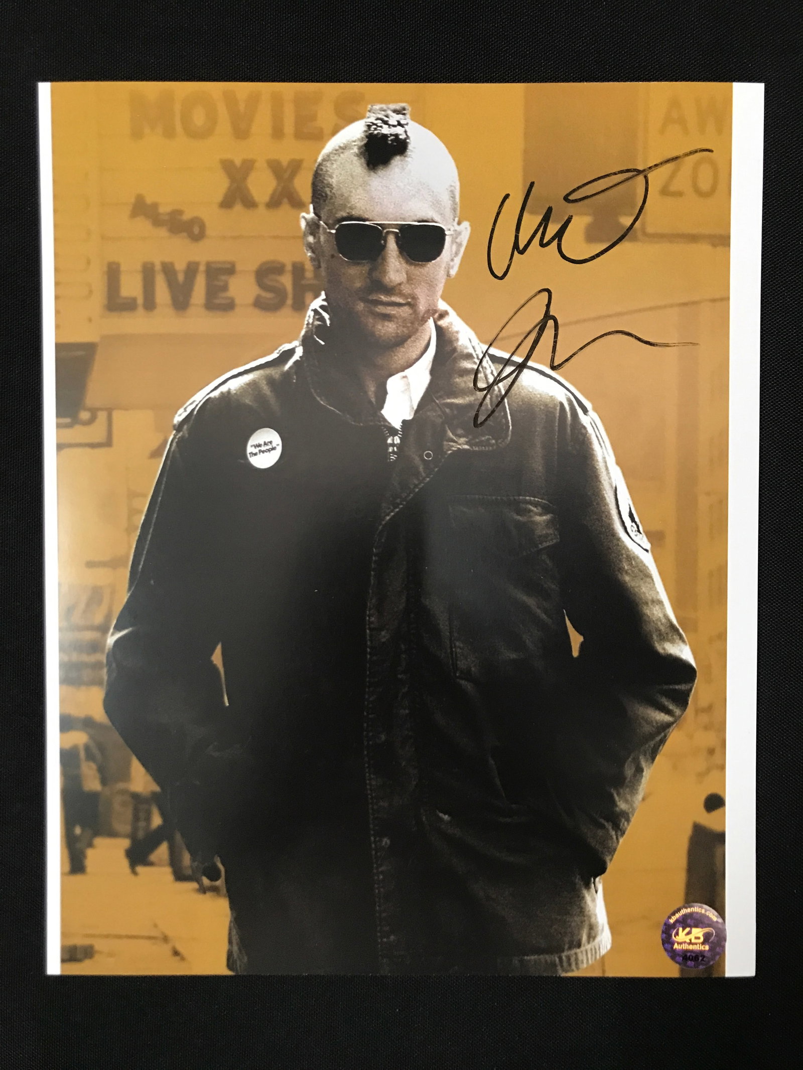 ROBERT DI NERO SIGNED TAXI DRIVER 8X10 - KB COA: Prices are in Canadian dollars
