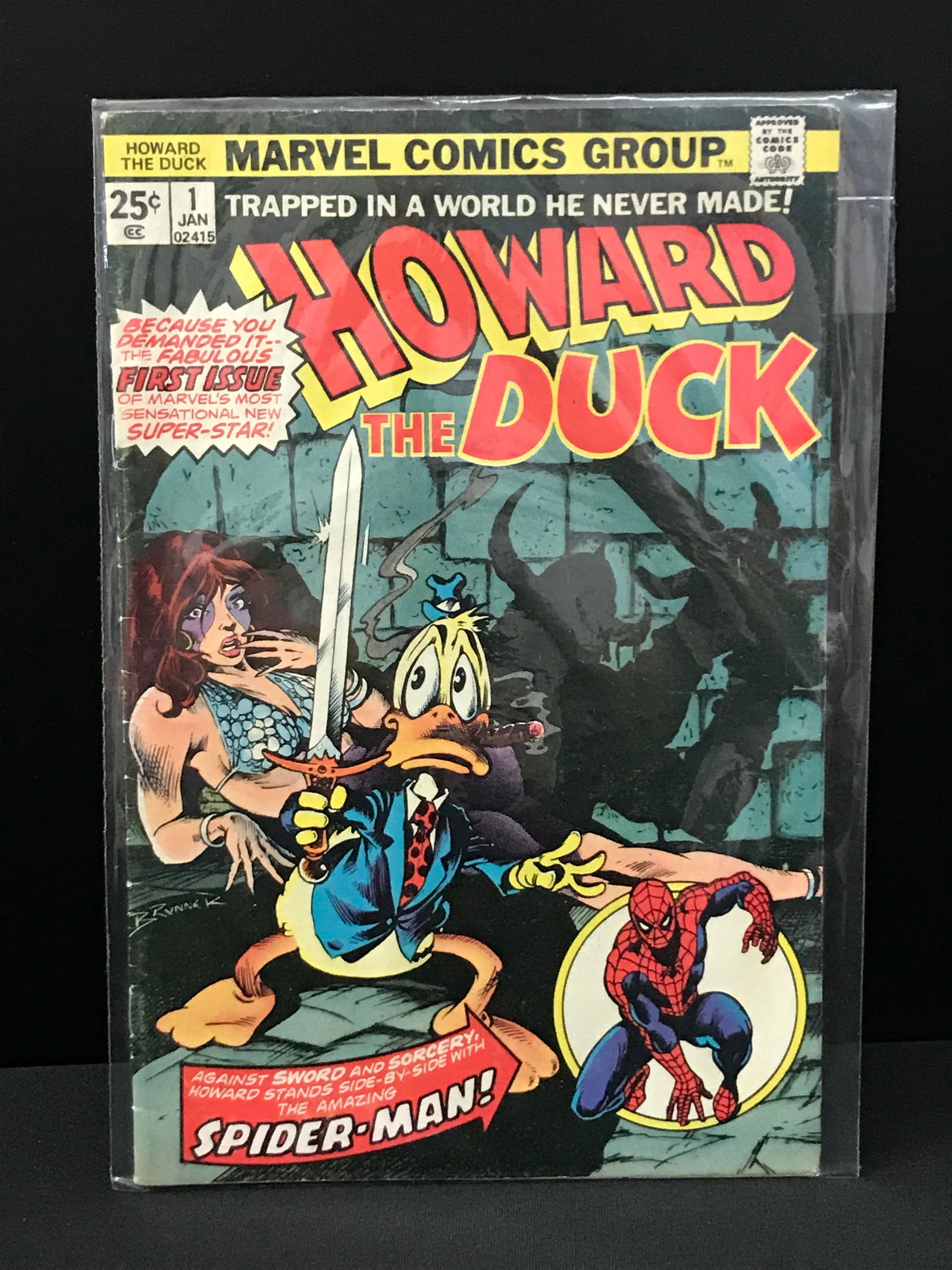MARVEL COMICS NO.1 HOWARD THE DUCK (1 of 1)
