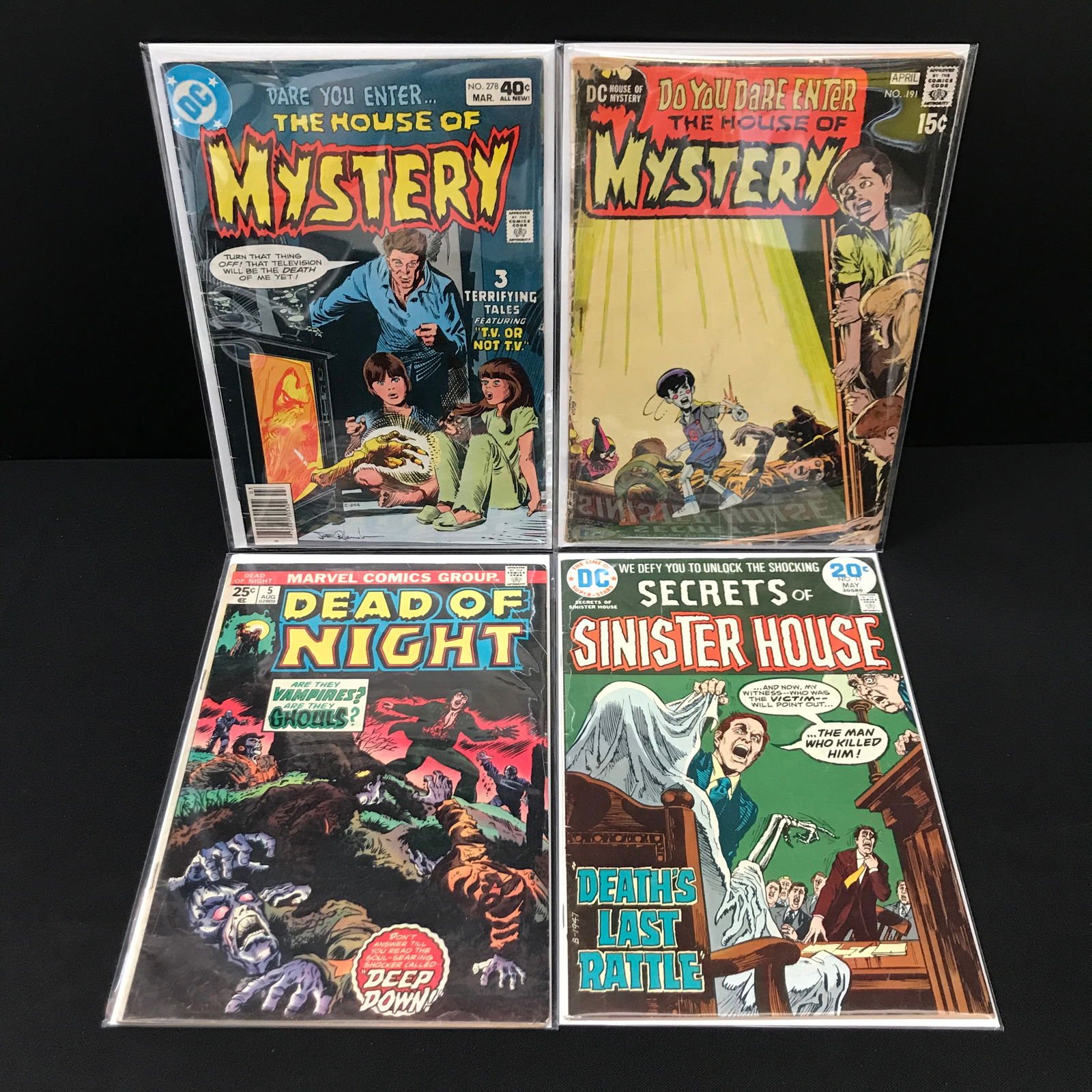 LOT OF 4 COMICS - MARVEL AND DC COMICS (1 of 1)